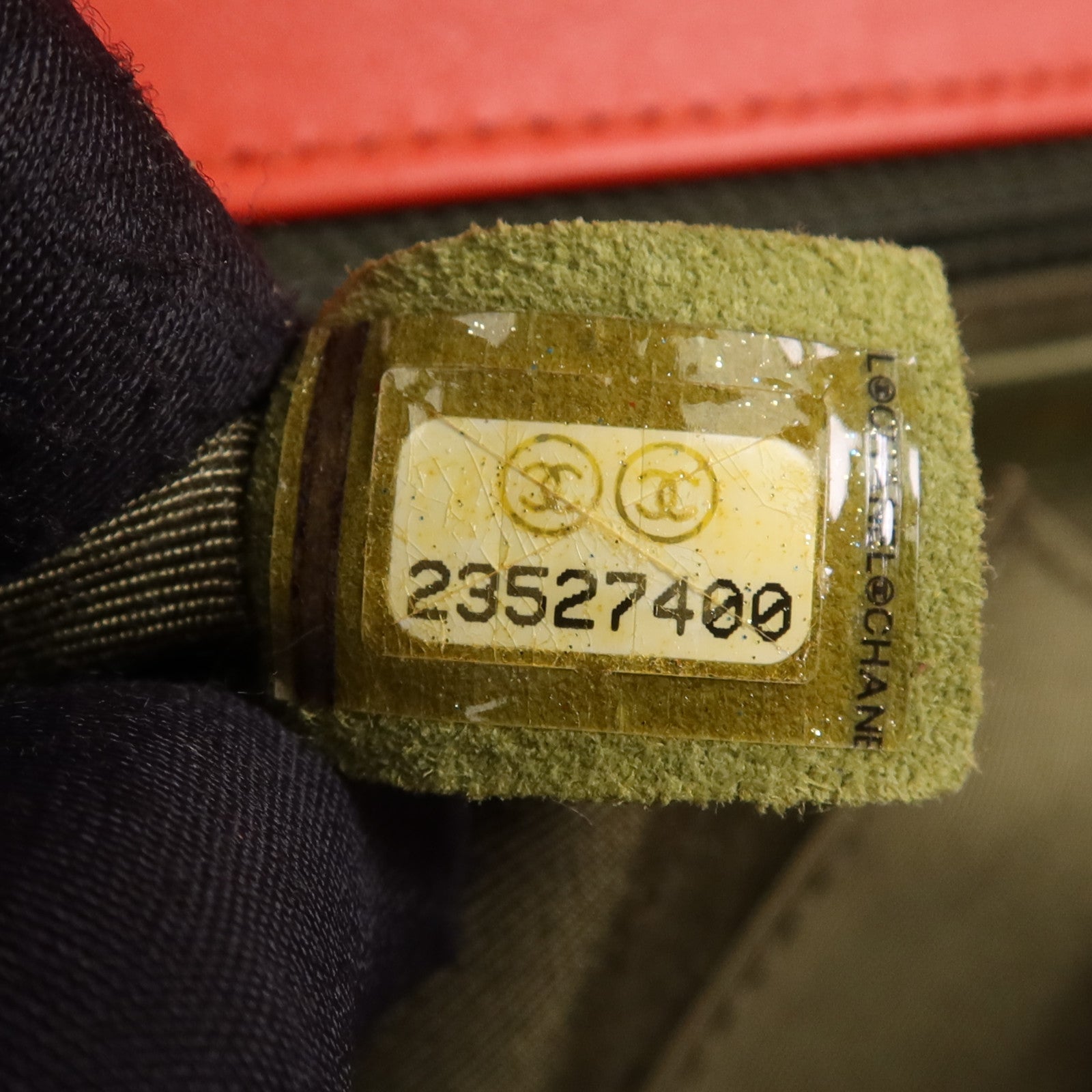 CHANEL 牛皮皮革Boy 28金扣鏈帶肩背袋