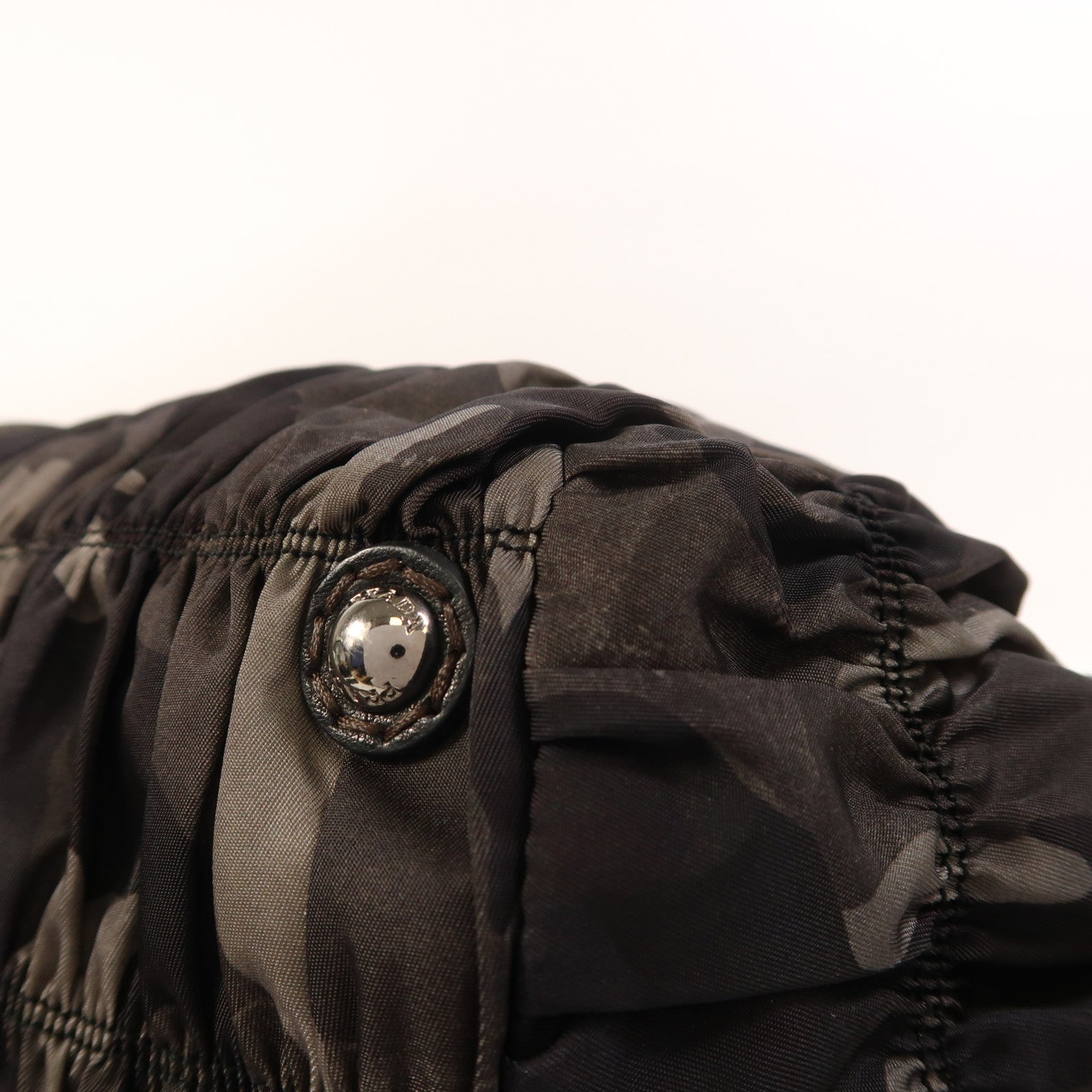 PRADA 尼龍2 Way Shoulder銀扣手挽肩背兩用袋