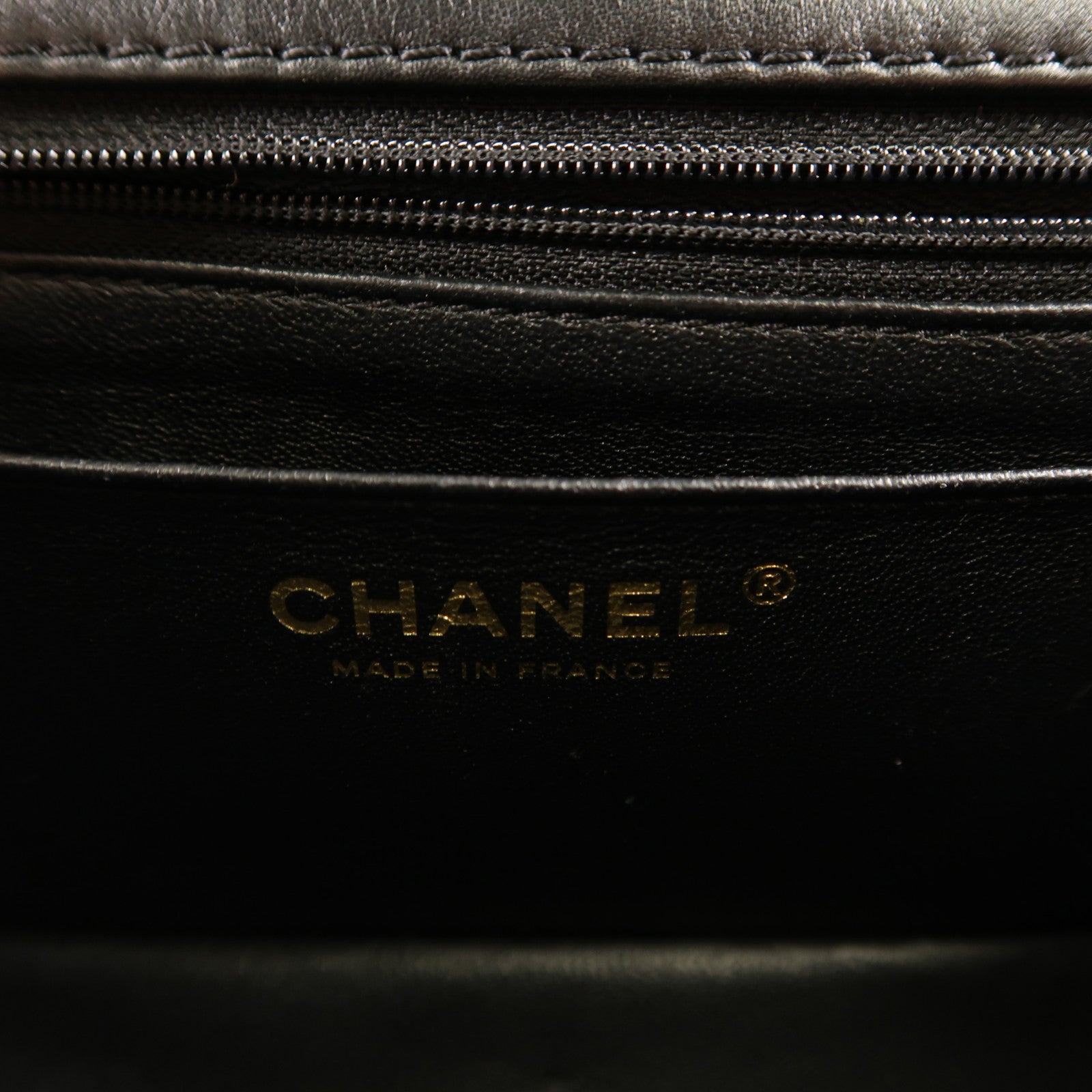 CHANEL 牛皮皮革2.55 Mini金扣鏈帶肩背袋