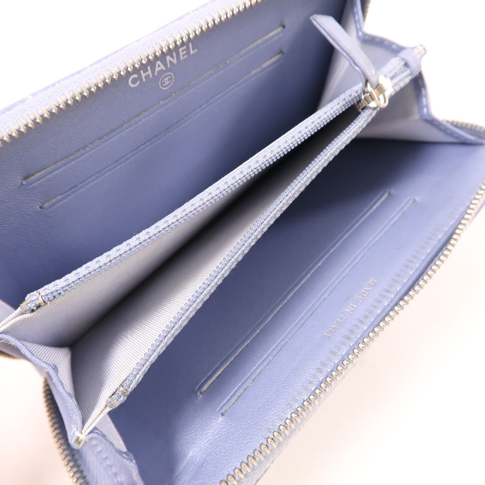 CHANEL 羊皮皮革Zipper Wallet銀扣錢包淺藍色