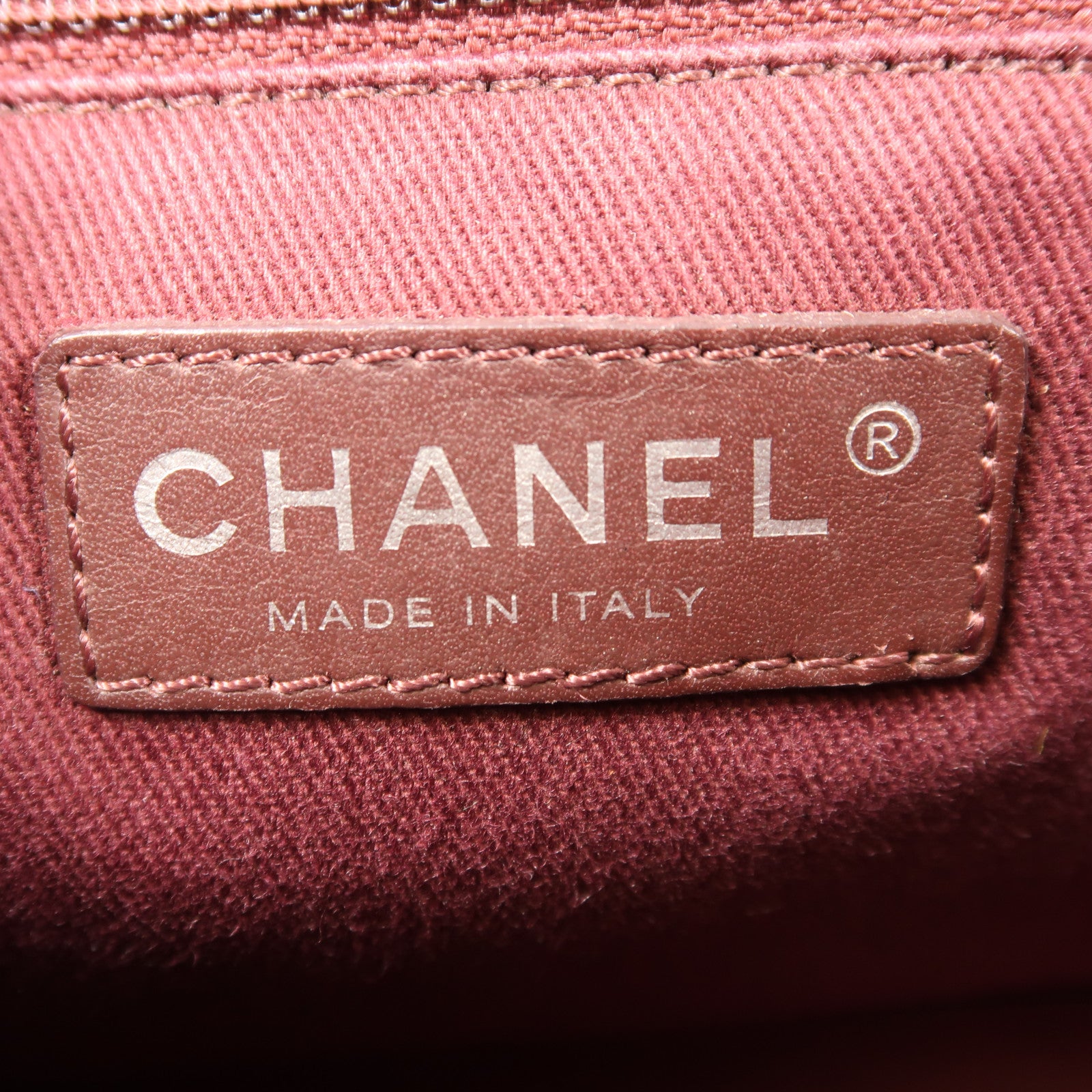CHANEL 牛皮皮革Chain Shoulder Bag銀扣鏈帶肩背袋