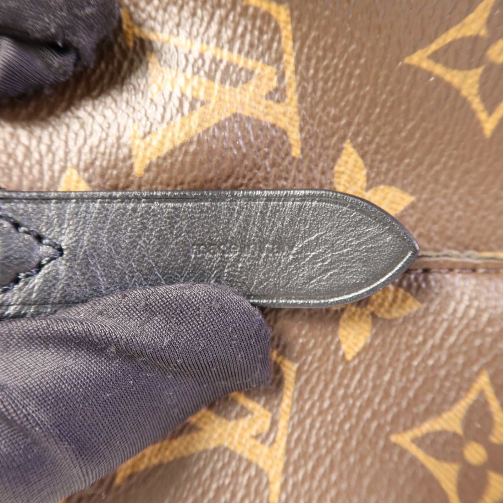 LOUIS VUITTON Monogram Neo Noe MM金扣肩背袋