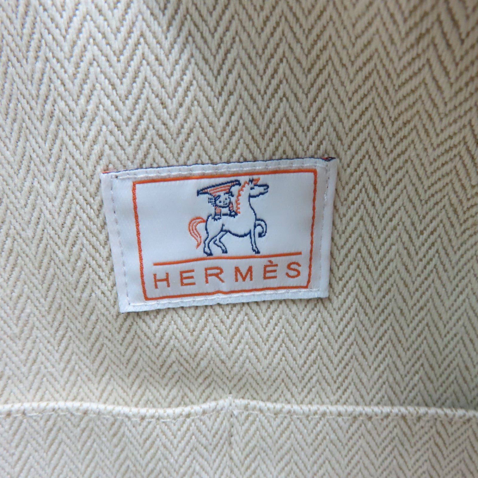 HERMES 【激減優惠】帆布Bride a Brac Cabriole Case銀扣手挽袋米色/橙色