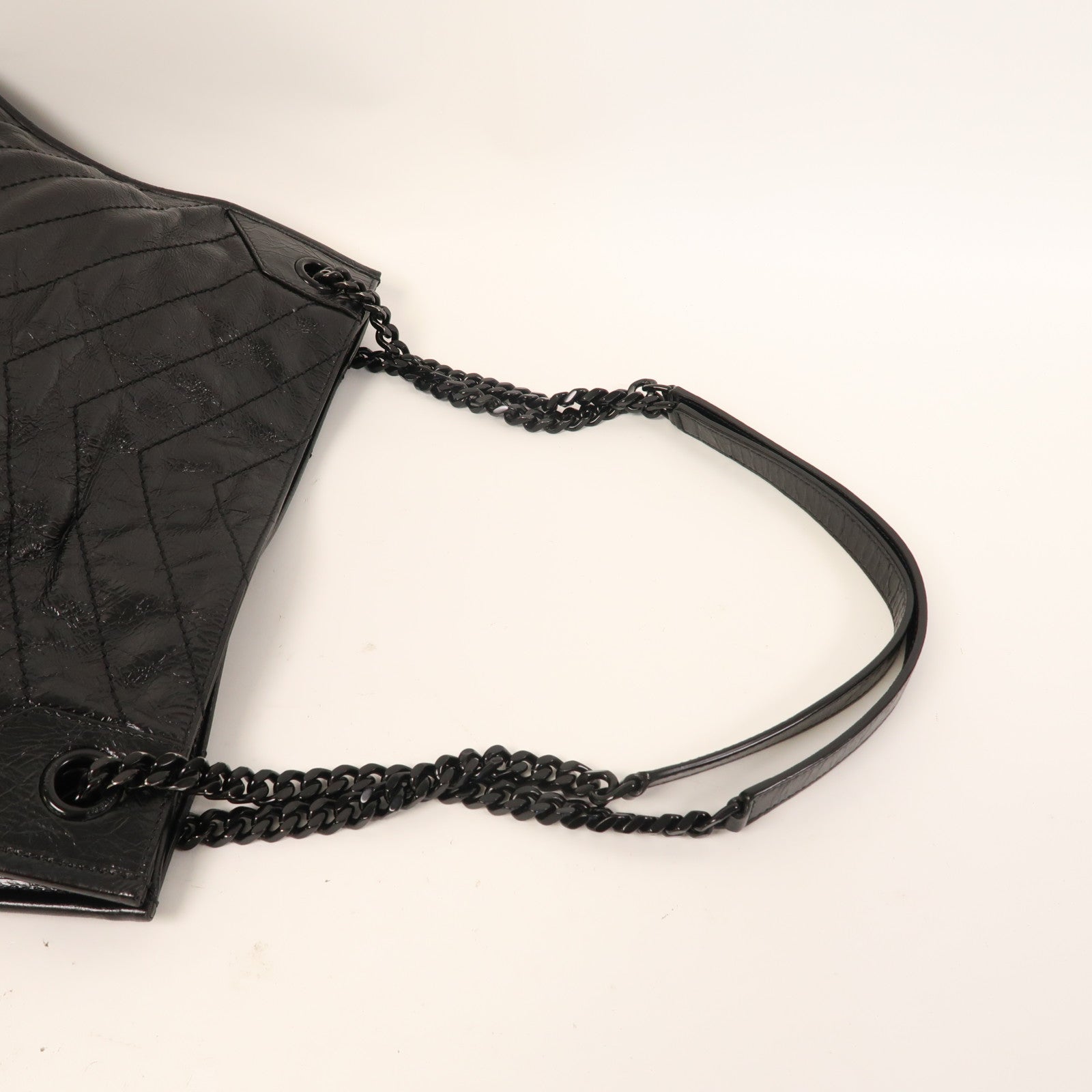 SAINT LAURENT 牛皮皮革Niki Shopping鏈帶肩背袋黑色