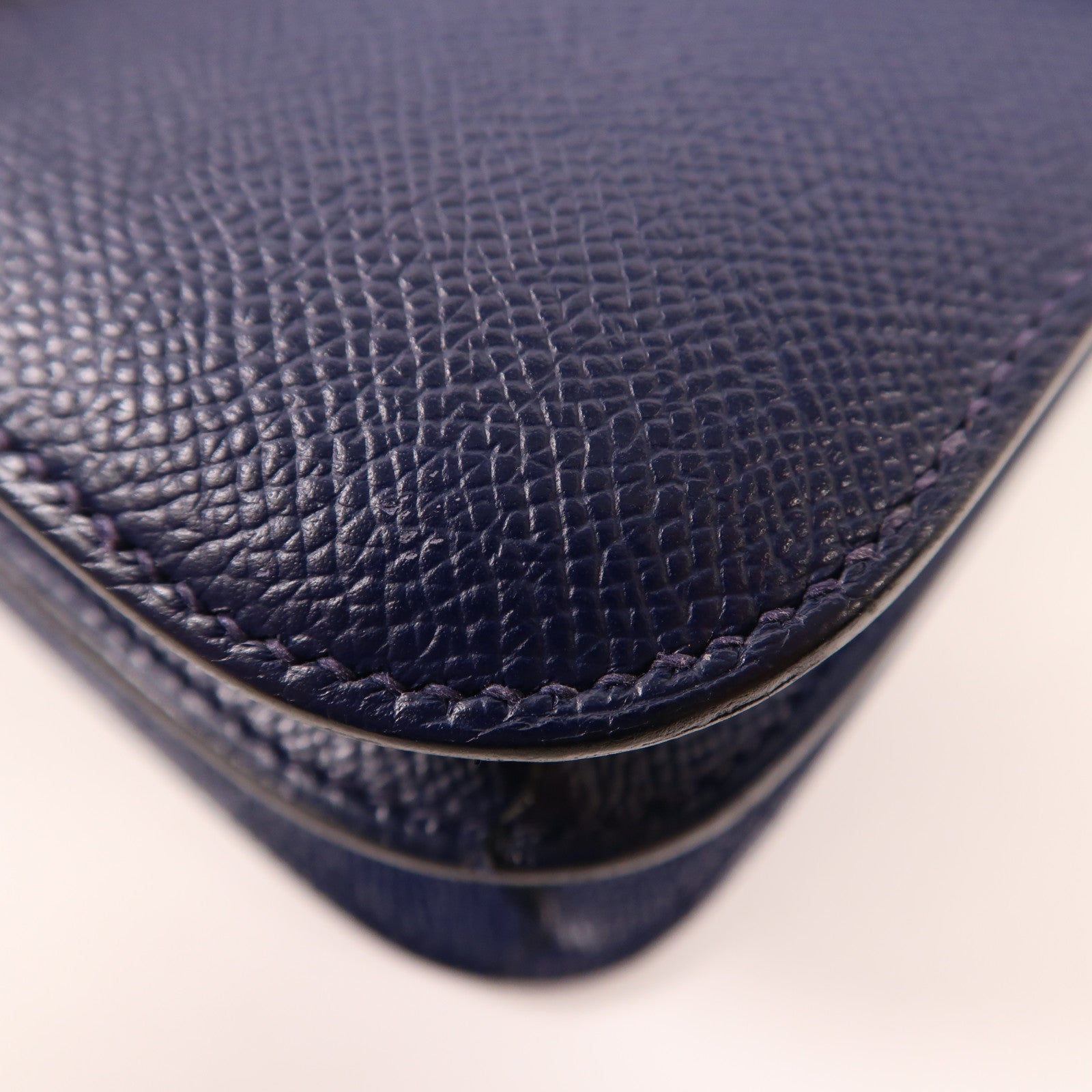 HERMES Epsom皮革Constance 24銀扣肩背袋Bleu Sapair