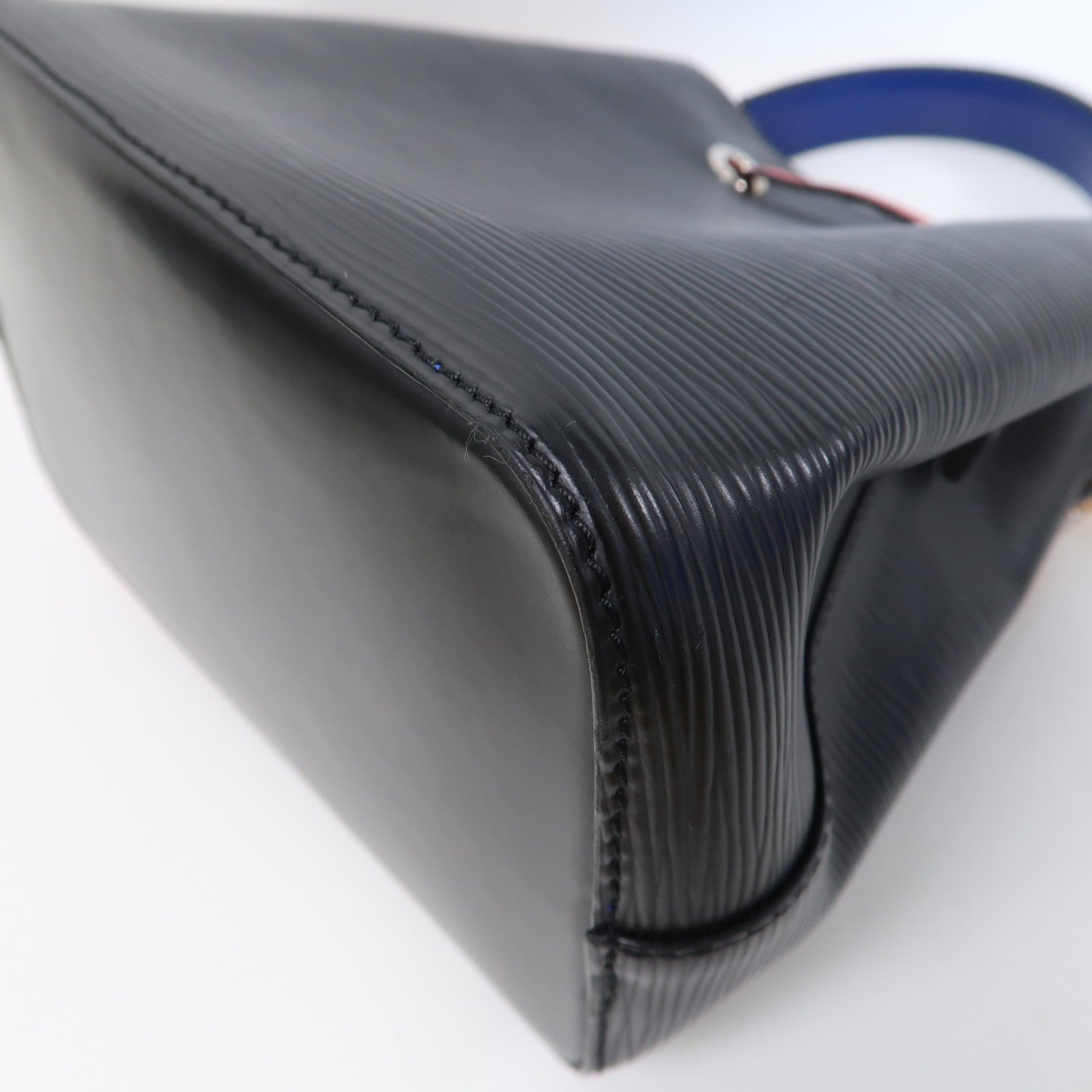 LOUIS VUITTON Epi Neo Noe BB銀扣手挽肩背兩用袋黑色