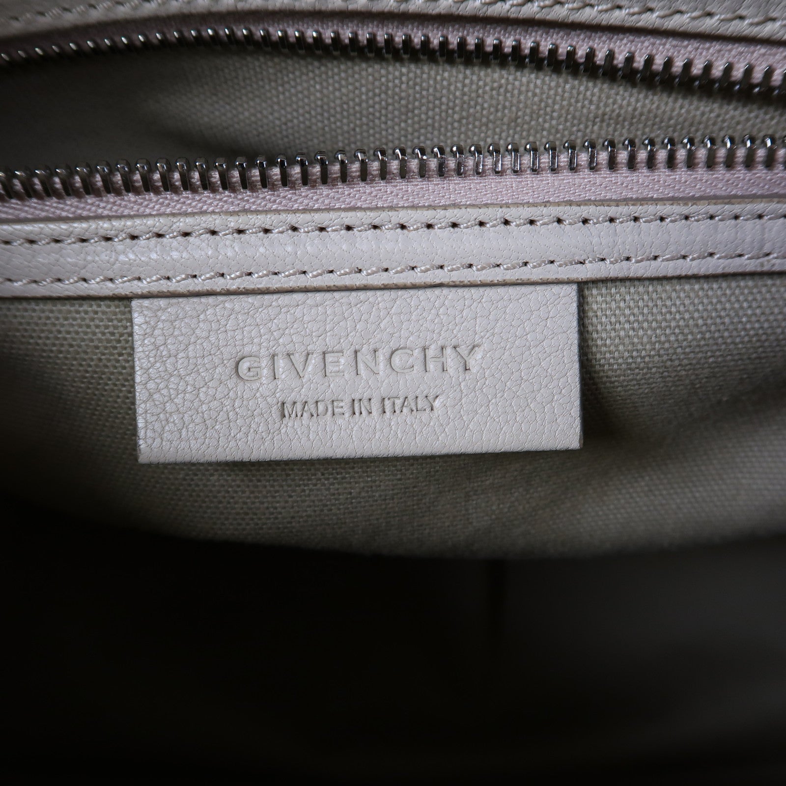 GIVENCHY 牛皮皮革Antigona銀扣手挽肩背兩用袋粉紅色