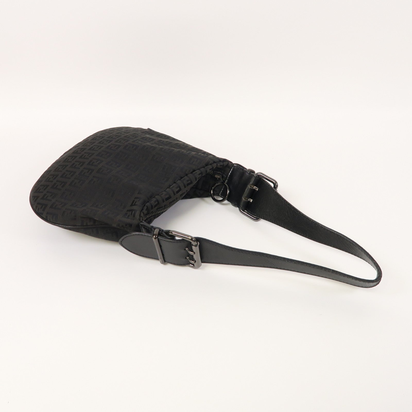 FENDI 帆布Shoulder Bag肩背袋黑色