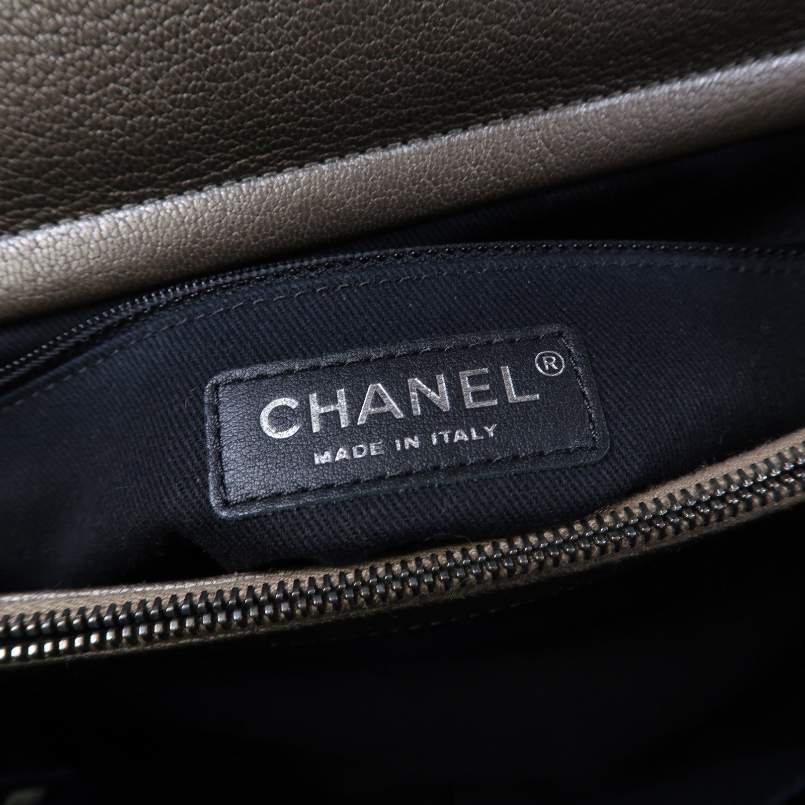 CHANEL 菱格牛皮皮革Chain Shoulder銀扣鏈帶肩背袋灰色
