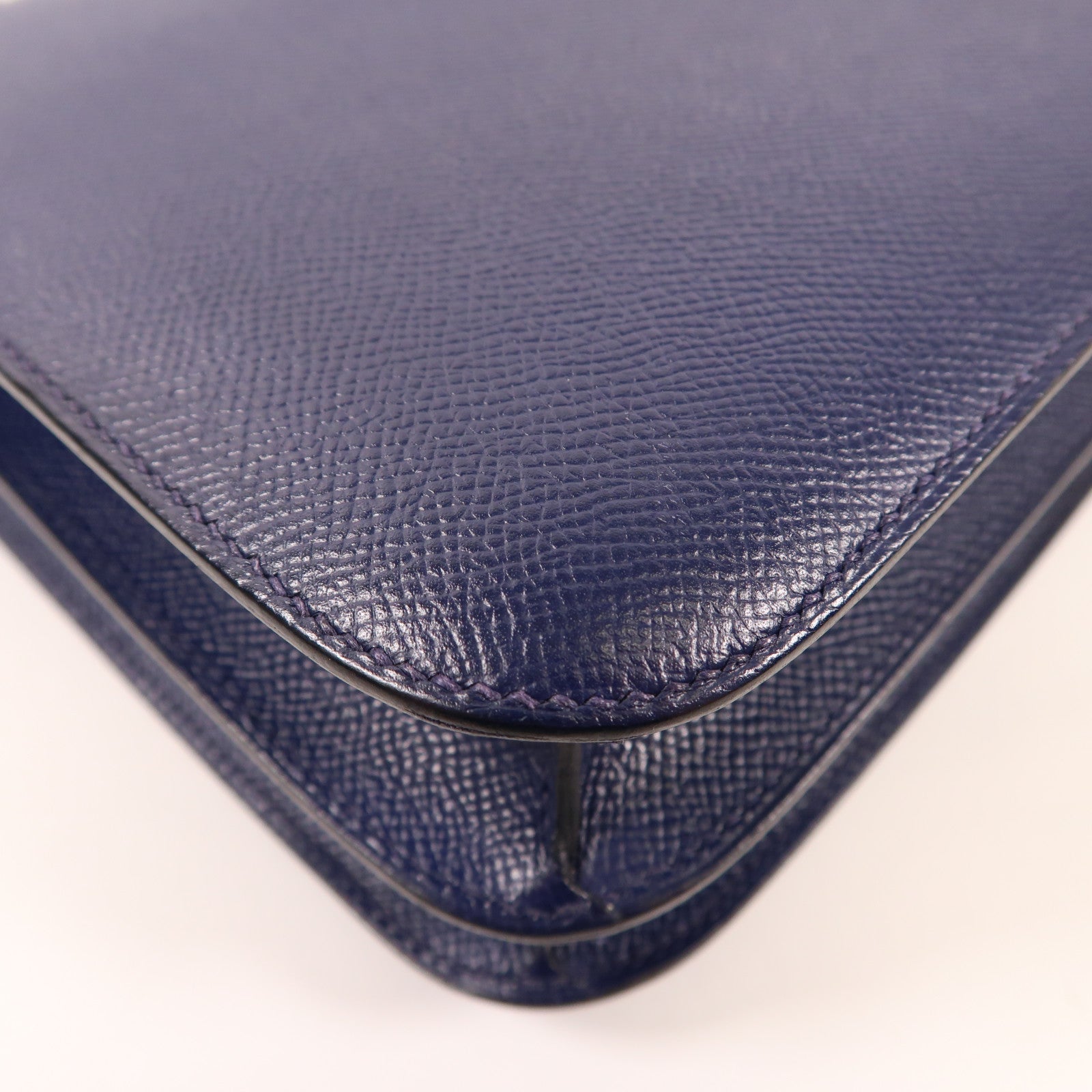 HERMES Epsom皮革Constance 24銀扣肩背袋Bleu Sapair