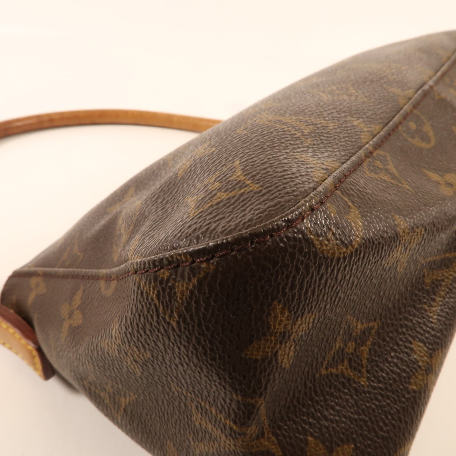 LOUIS VUITTON Monogram Mini Looping金扣肩背袋