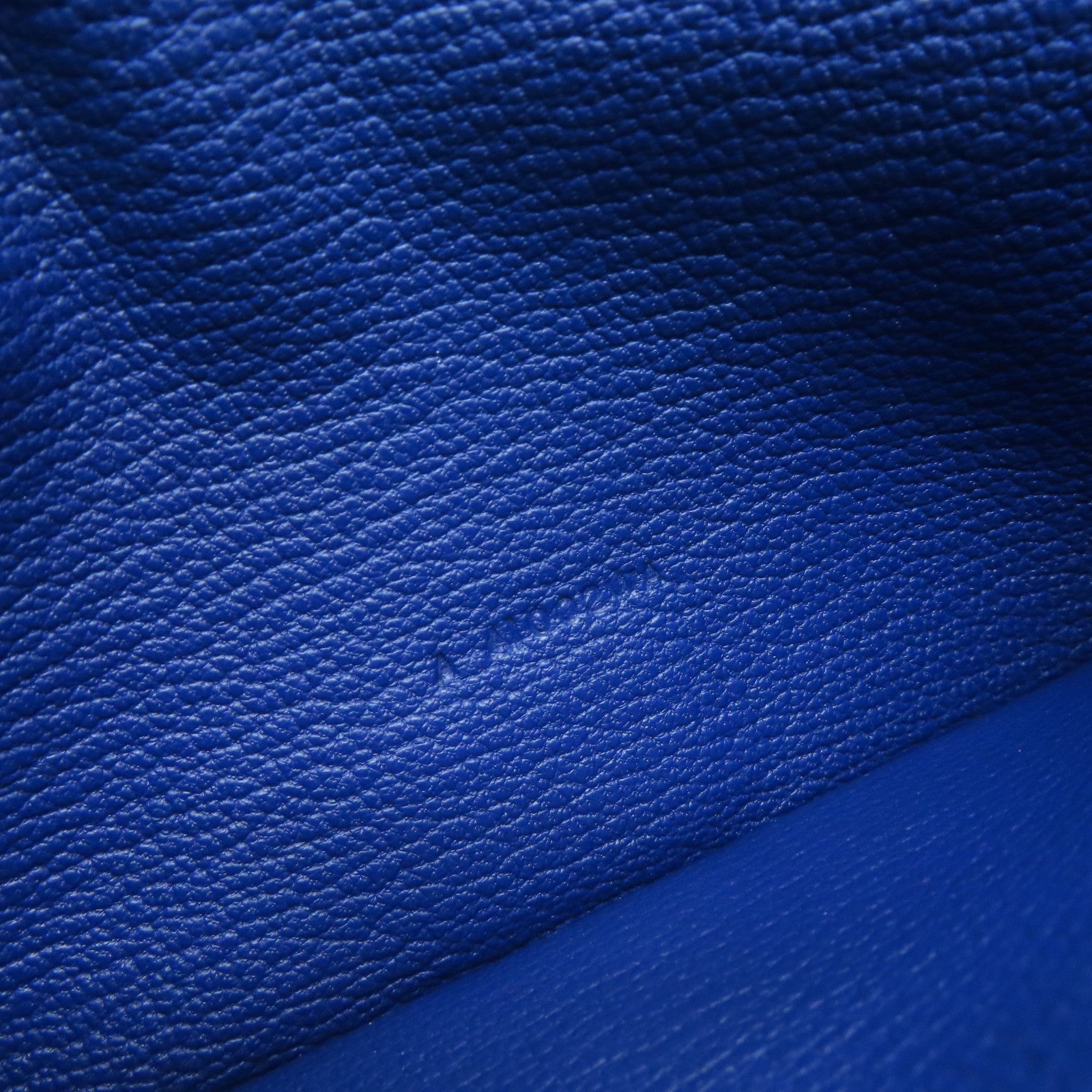 HERMES Ostrich Leather Bearn W Snap Gold Buckle Long Wallet Blue Saphir Sapphire Blue