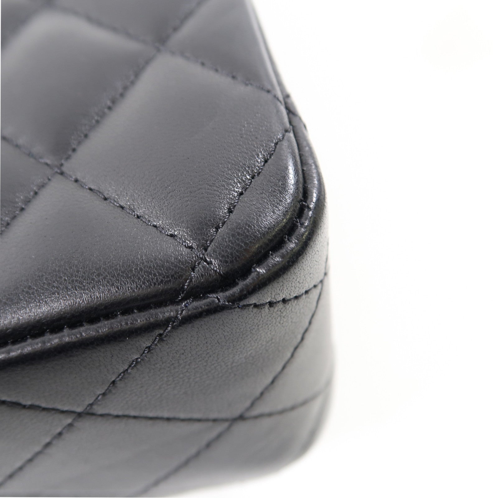 CHANEL 菱格羊皮皮革Classic 25金扣鏈帶肩背袋黑色