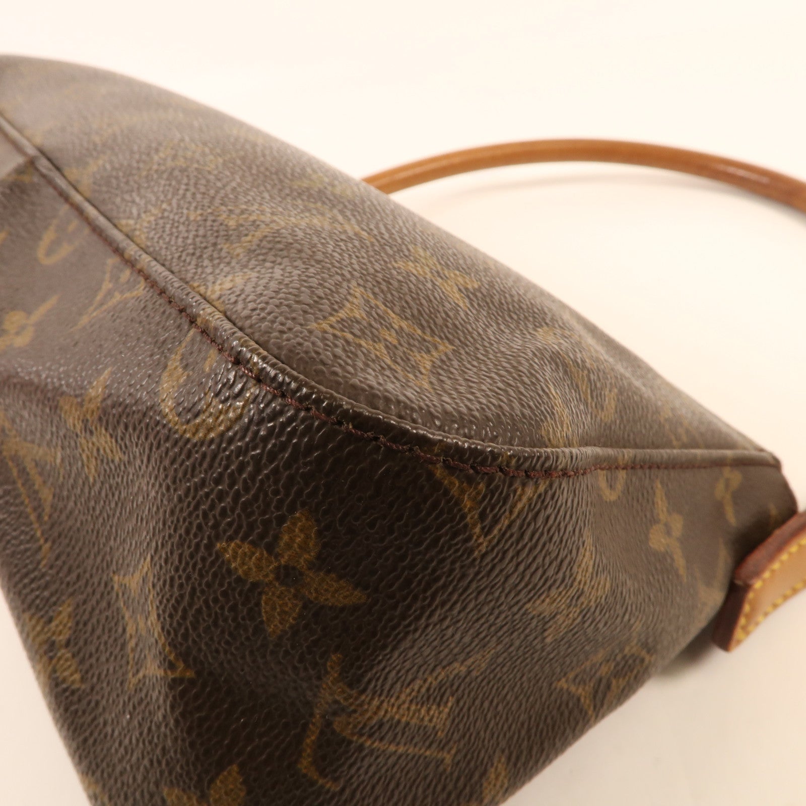 LOUIS VUITTON Monogram Mini Looping金扣肩背袋