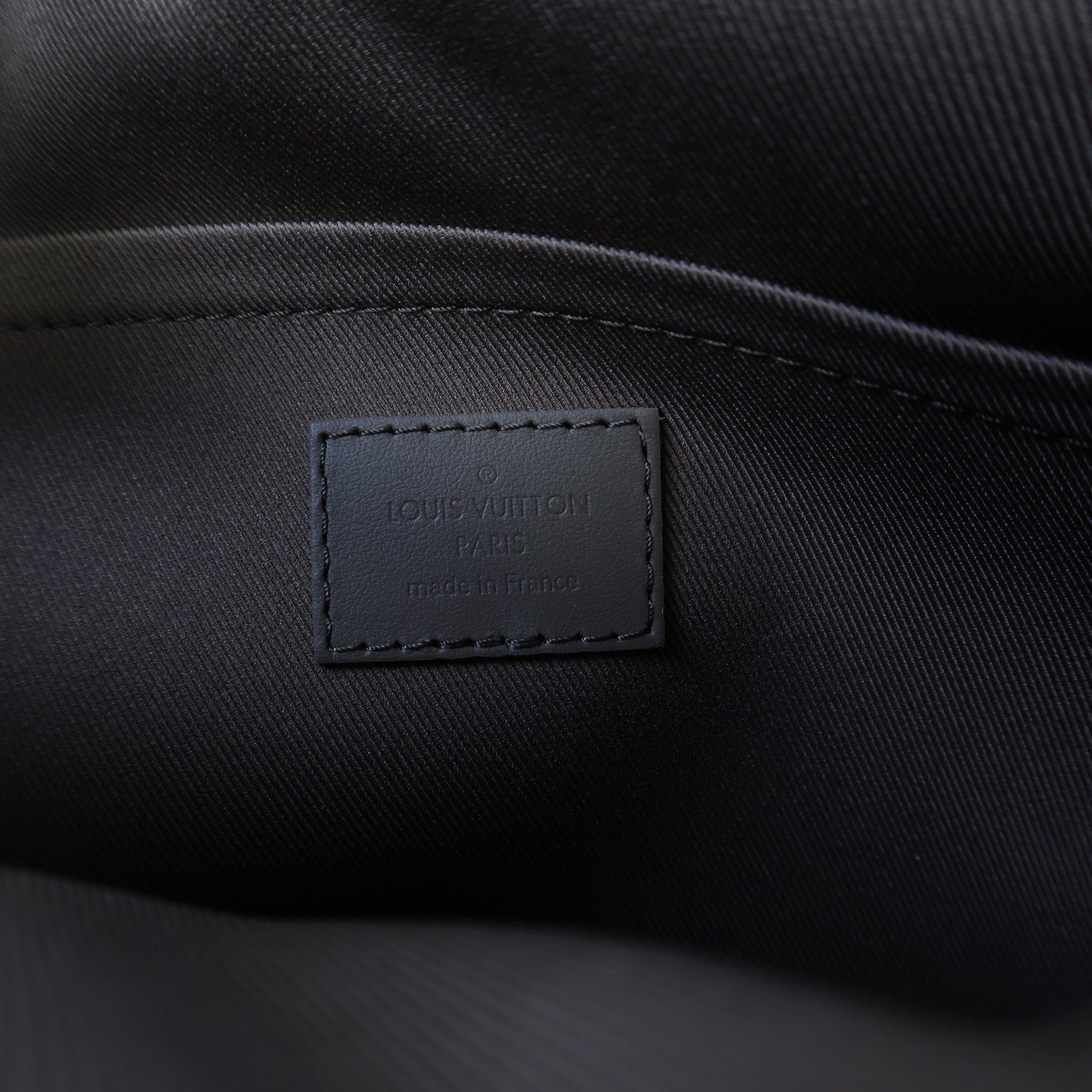 LOUIS VUITTON 牛皮皮革Fastline Messenger銀扣肩背袋啡色