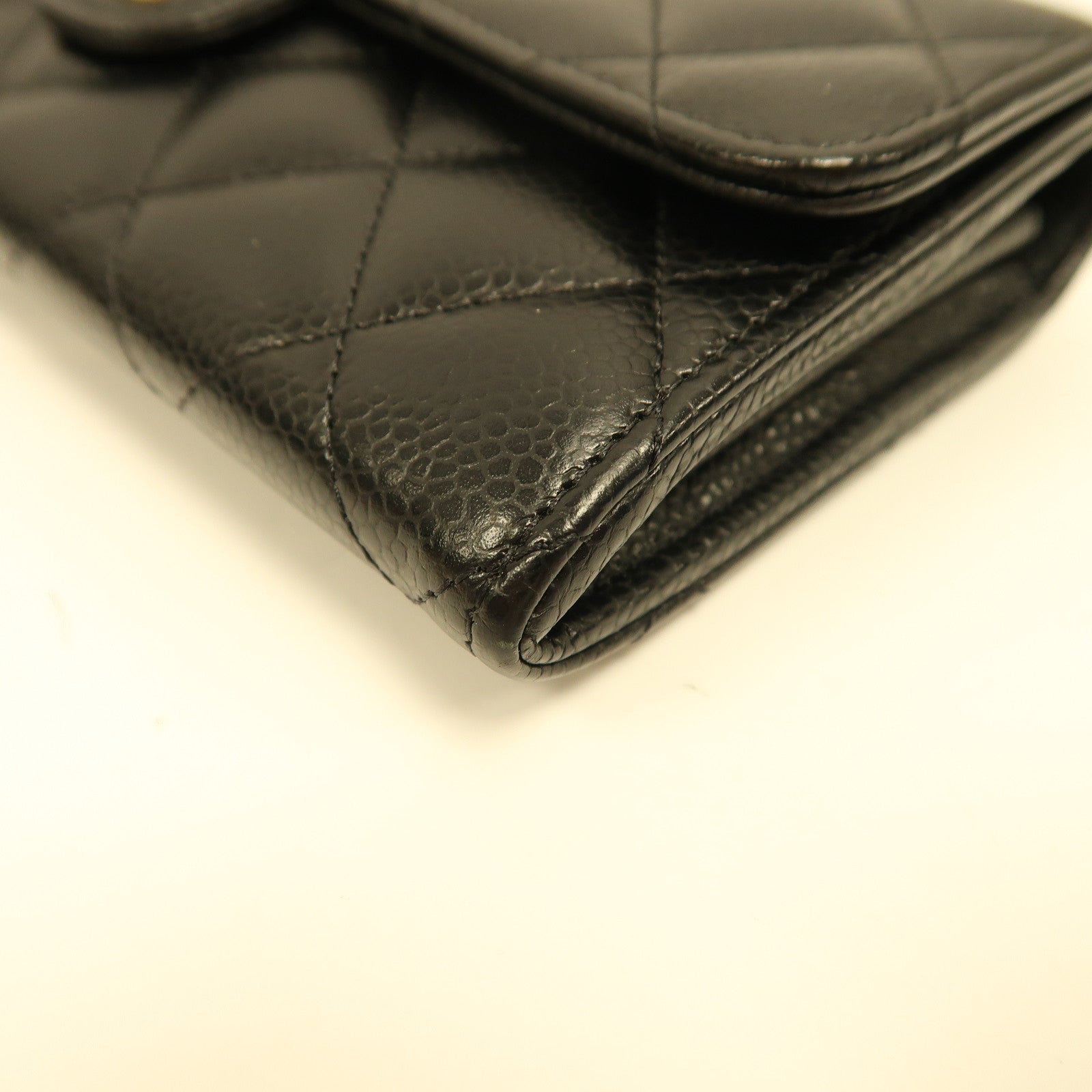 CHANEL 菱格Caviar皮革Classic Long Wallet金扣長錢包黑色