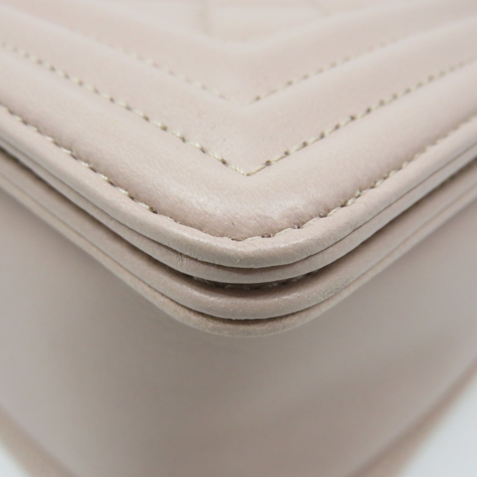 CHANEL rhombic cowhide leather Boy Chanel Shoulder Bag silver buckle chain shoulder bag nude