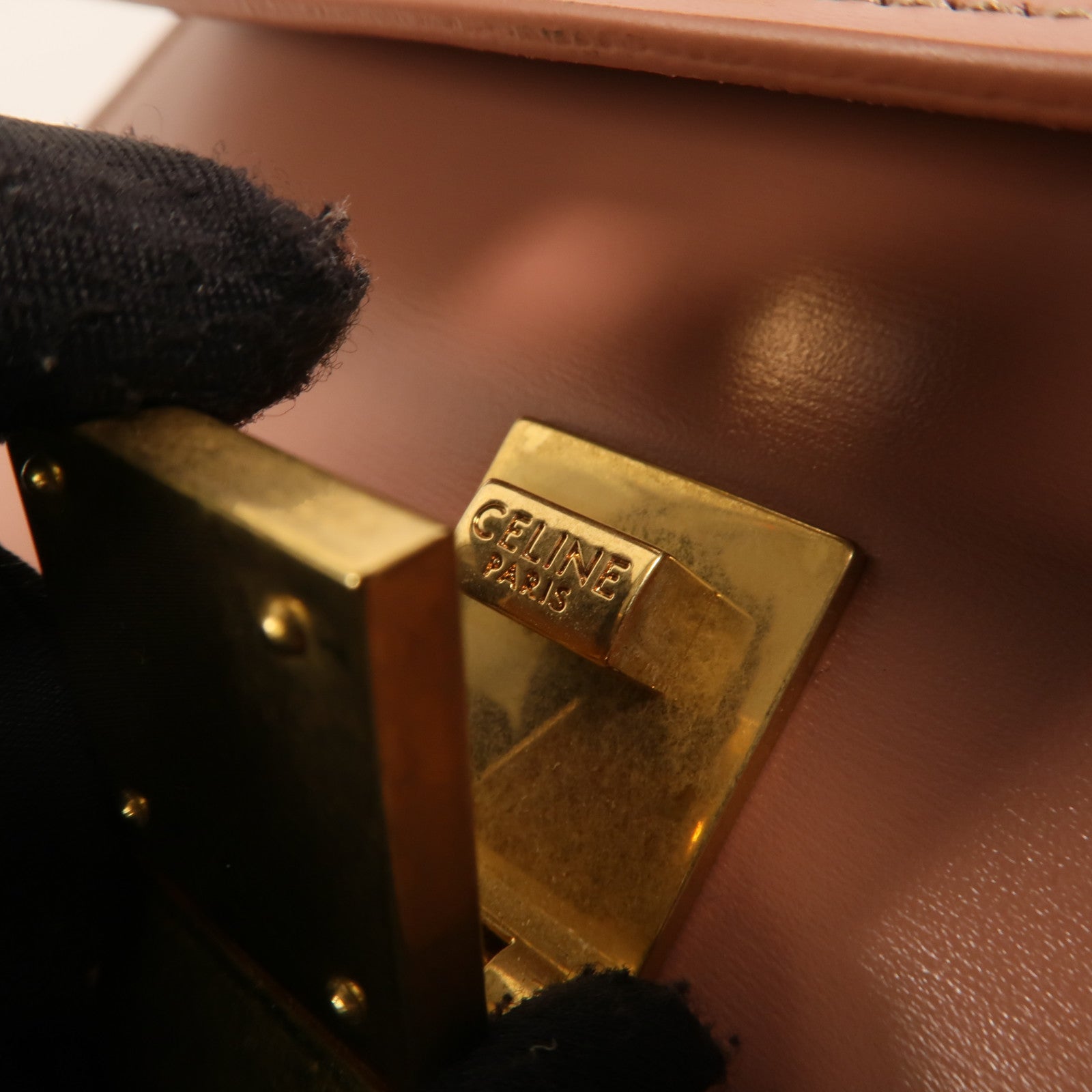 CELINE 牛皮皮革Mini Classic Box金扣肩背袋