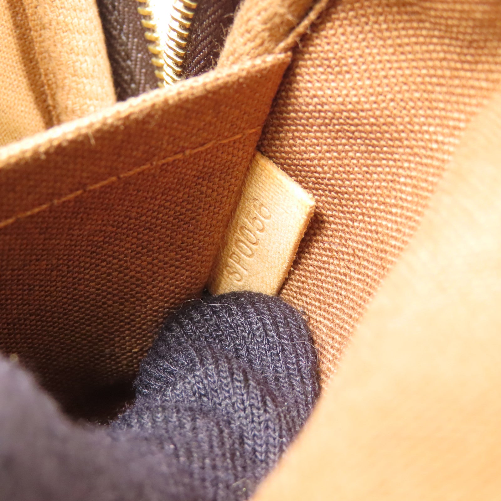 LOUIS VUITTON Monogram Bosphore Waist Bag金扣腰包