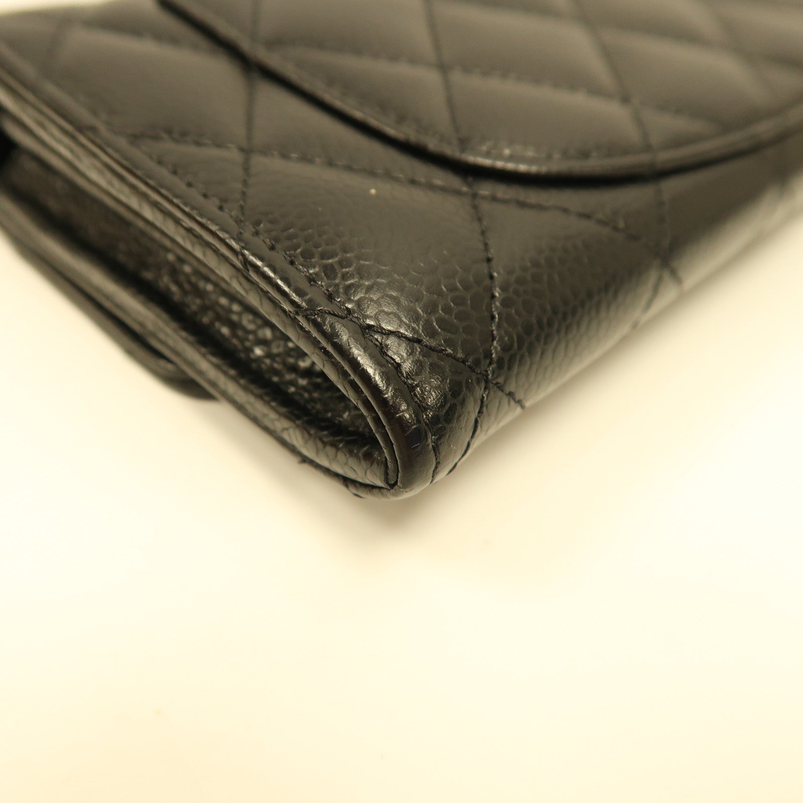 CHANEL 菱格Caviar皮革Classic Long Wallet金扣長錢包黑色