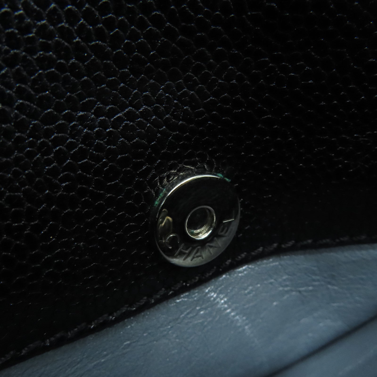 CHANEL 皮革Chain Shoulder銀扣鏈帶肩背袋黑色