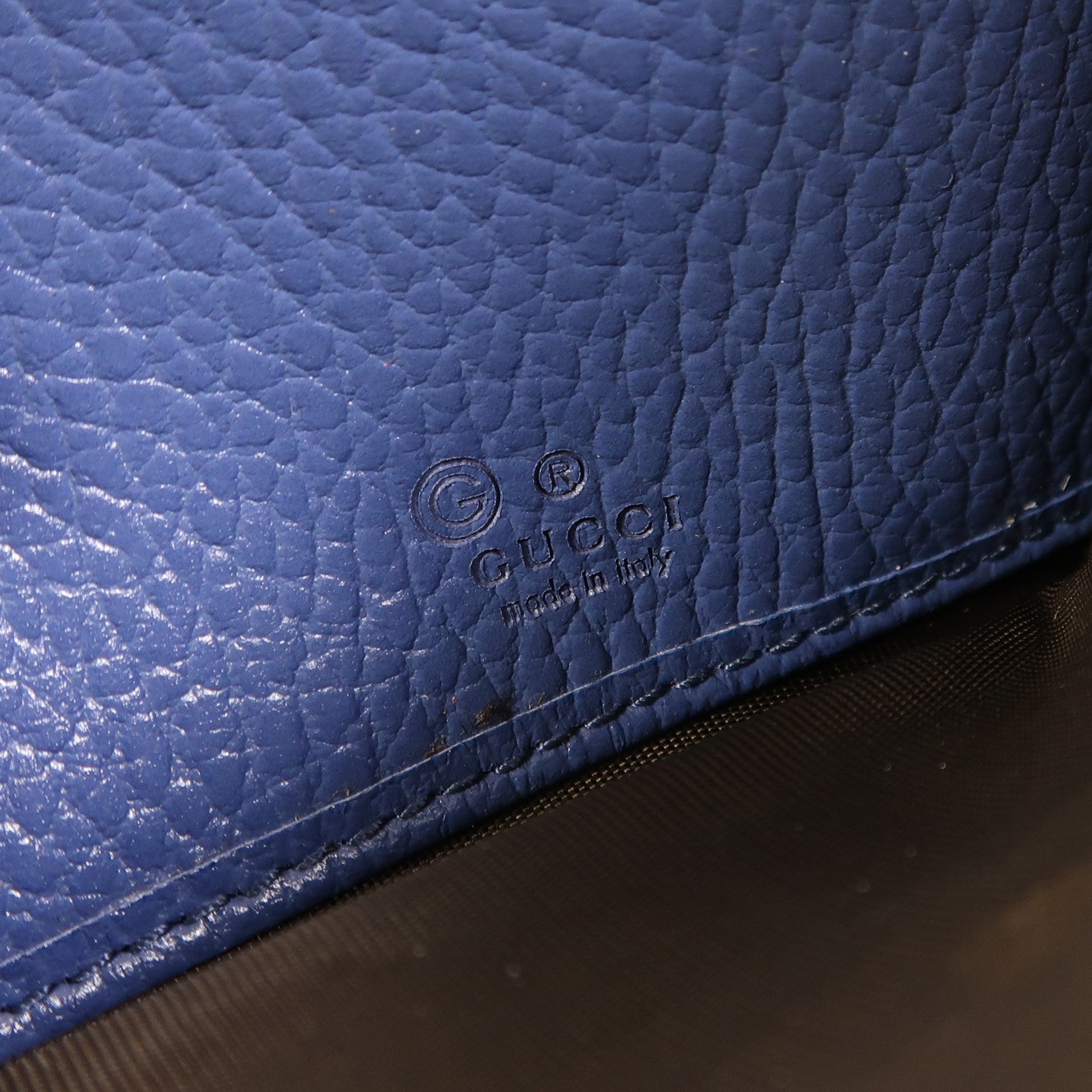 GUCCI 牛皮皮革Icon GG Interlocking金扣長錢包