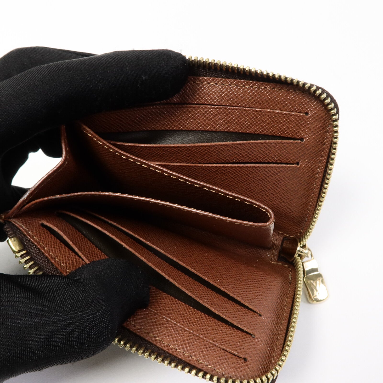 LOUIS VUITTON Monogram Noa Compact Wallet錢包