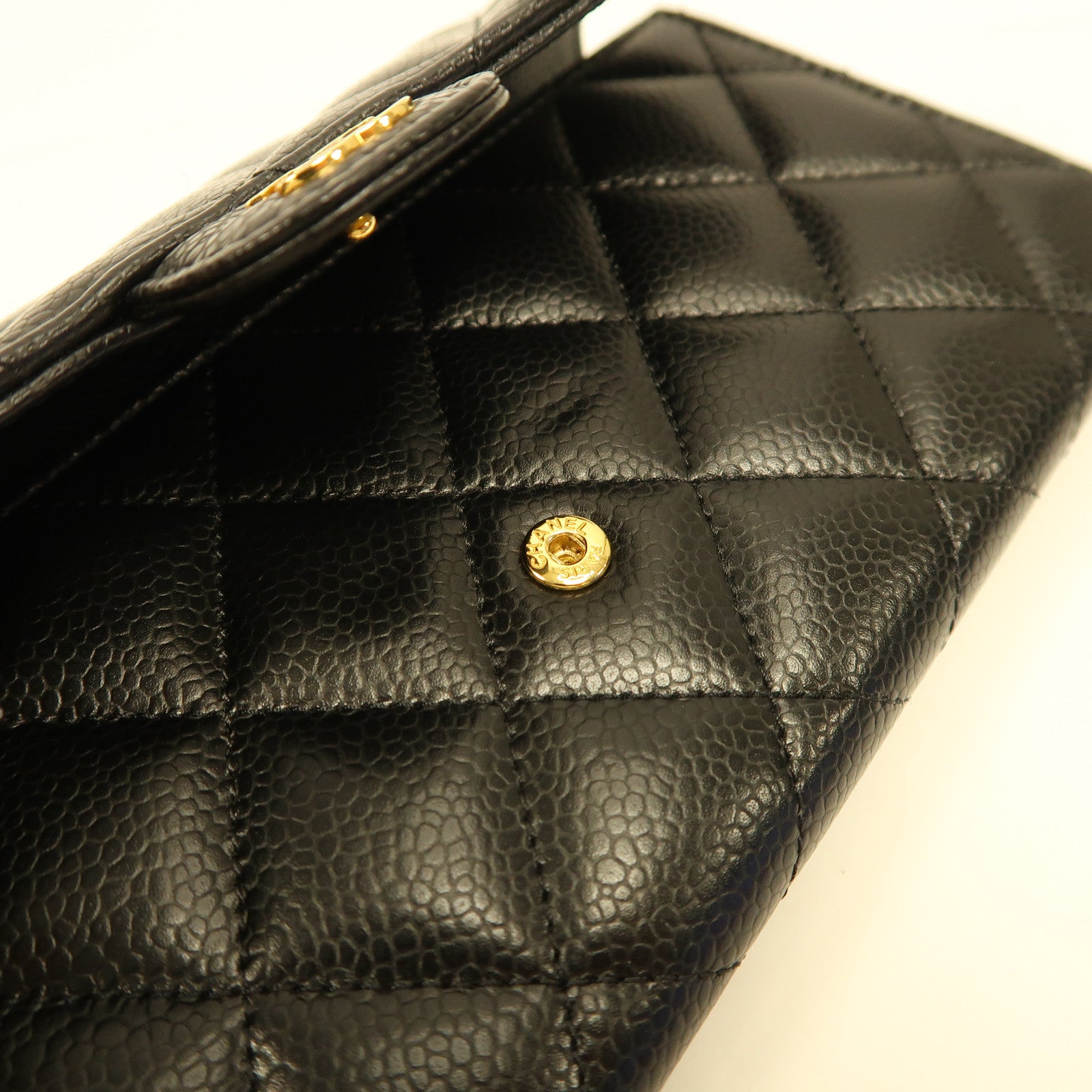 CHANEL 菱格Caviar皮革Classic Long Wallet金扣長錢包黑色
