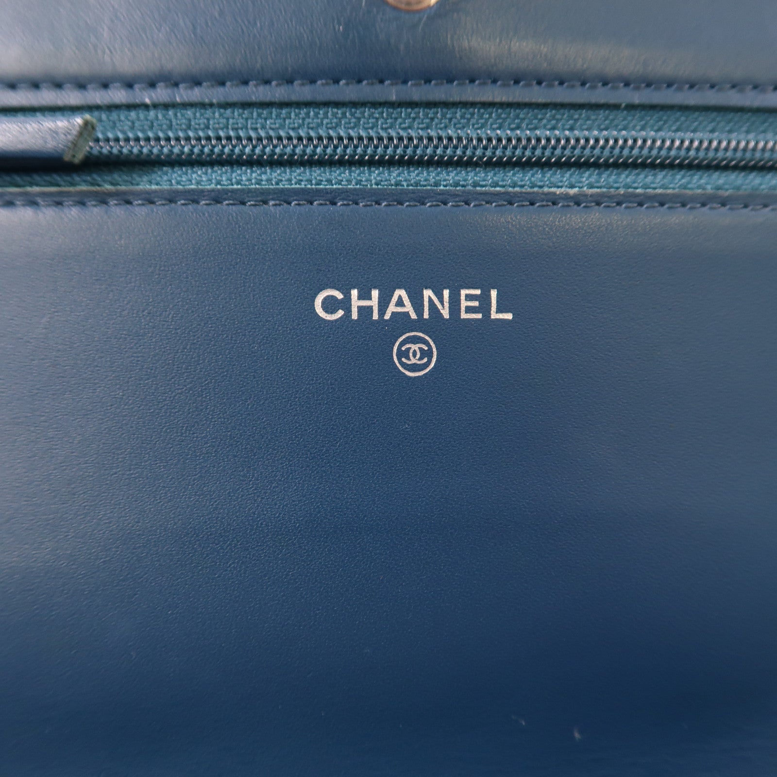 CHANEL 牛皮皮革WOC Wallet On Chain銀扣鏈帶肩背袋