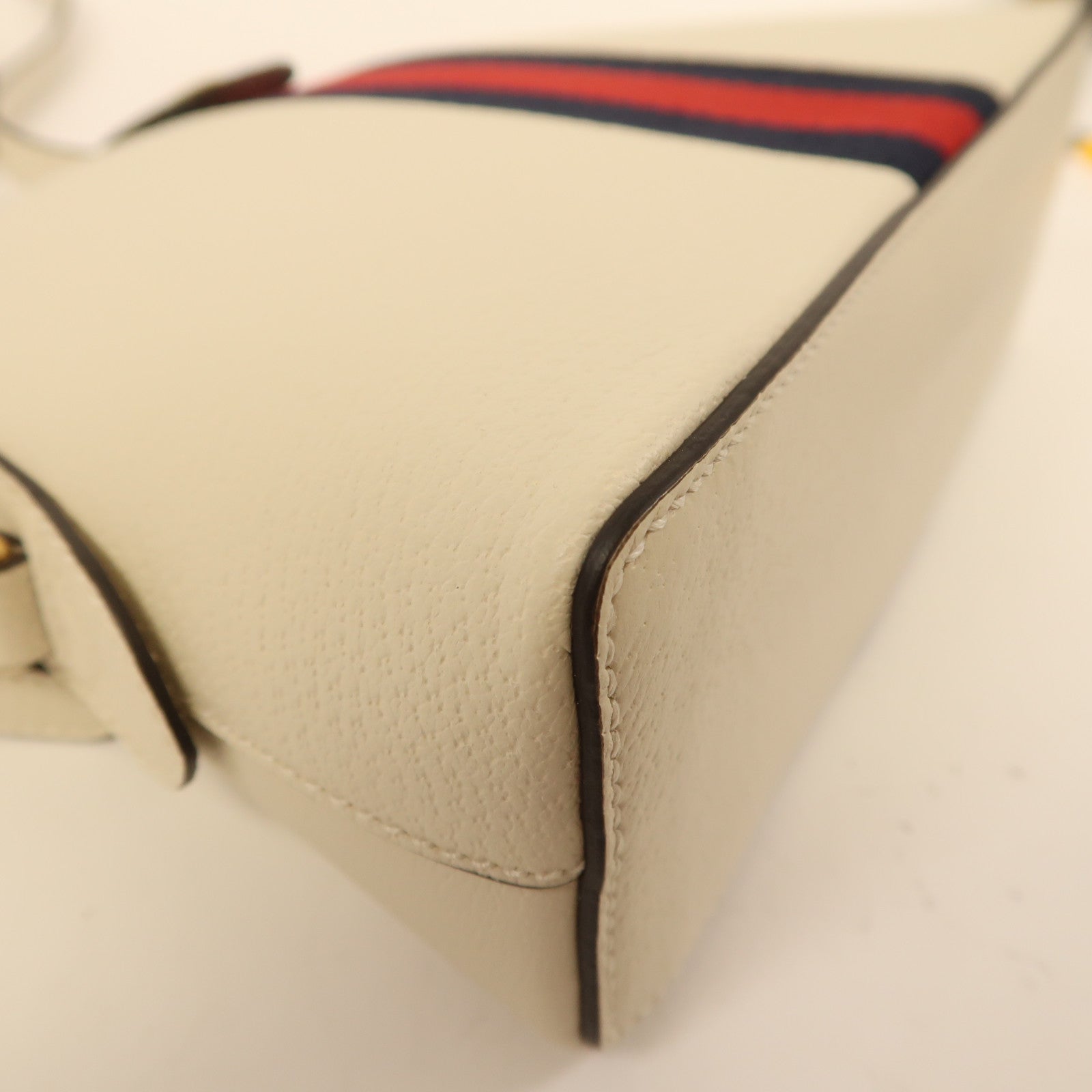 GUCCI 【激減優惠】牛皮皮革Ophidia GG金扣肩背袋白色