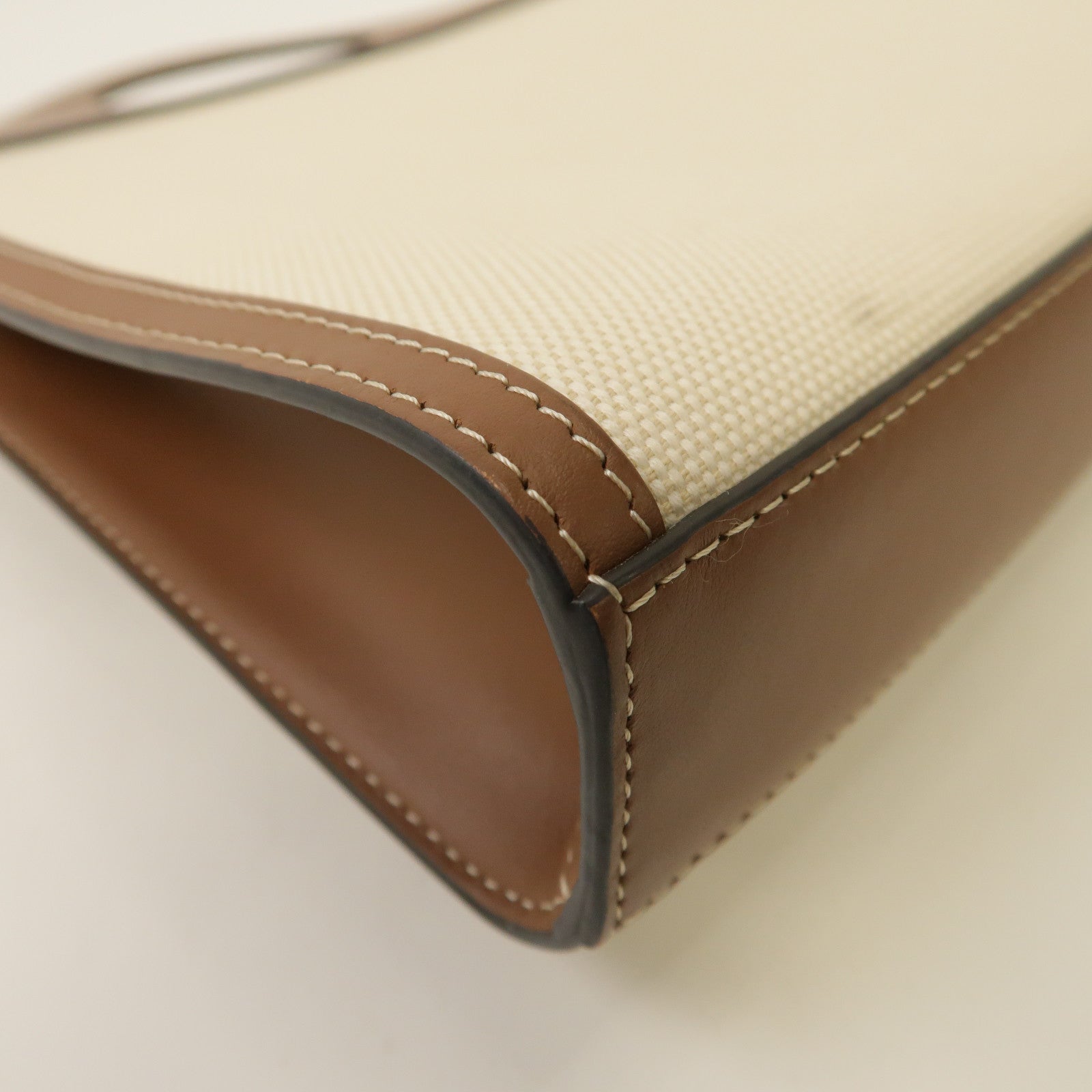 BURBERRY 帆布Pocket Bag金扣手挽肩背兩用袋啡色2
