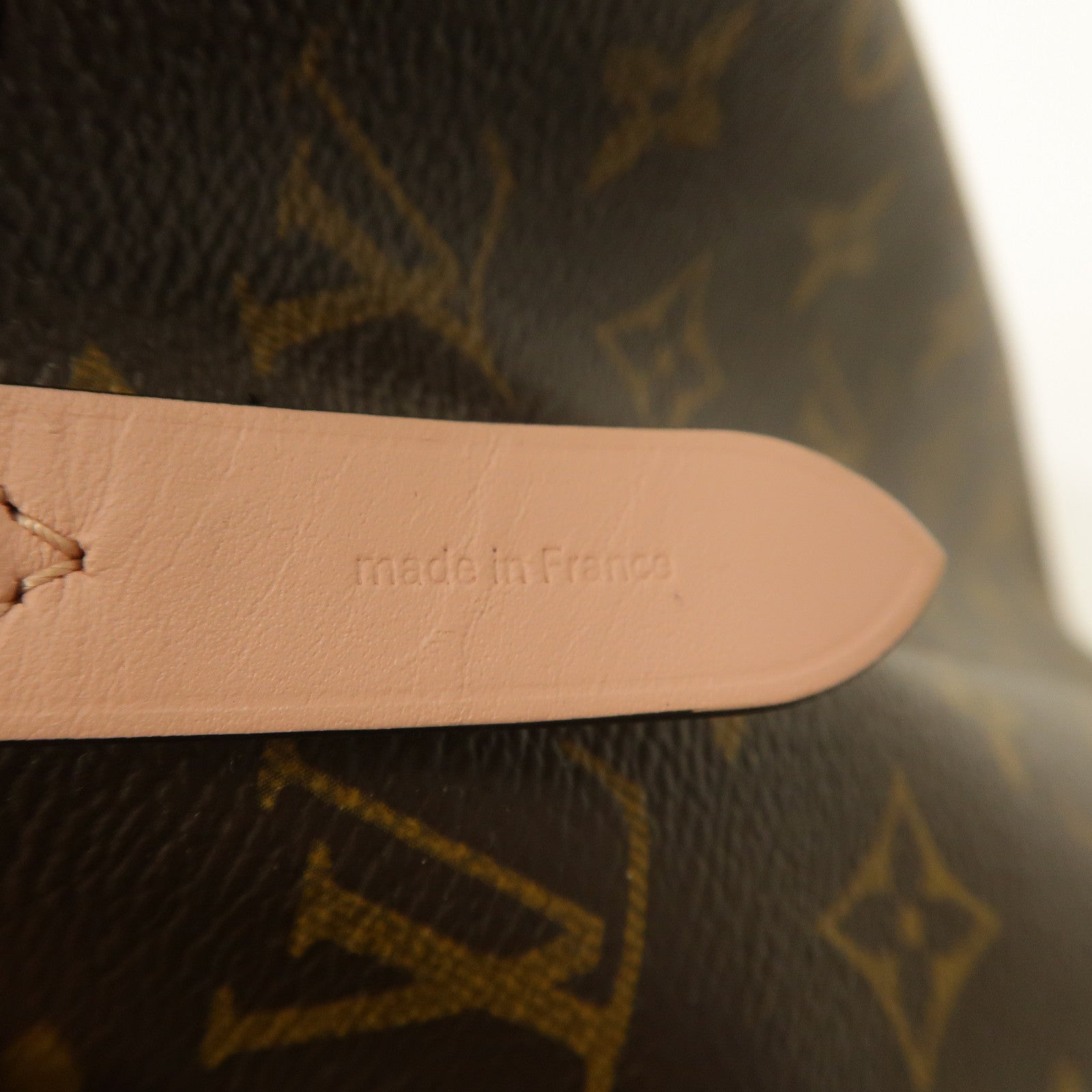 LOUIS VUITTON Monogram Neo Noe MM金扣肩背袋啡色/粉紅色