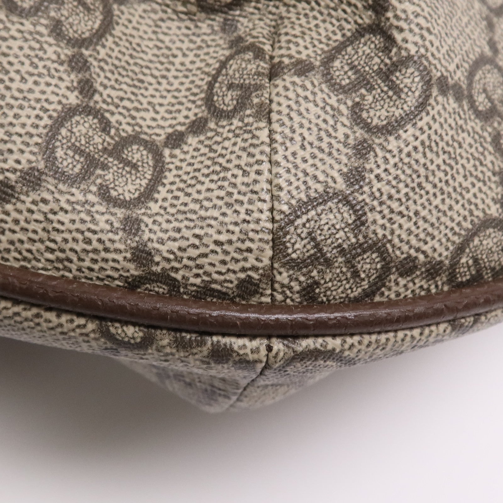 GUCCI 塗層帆布Ophidia Medium金扣肩背袋