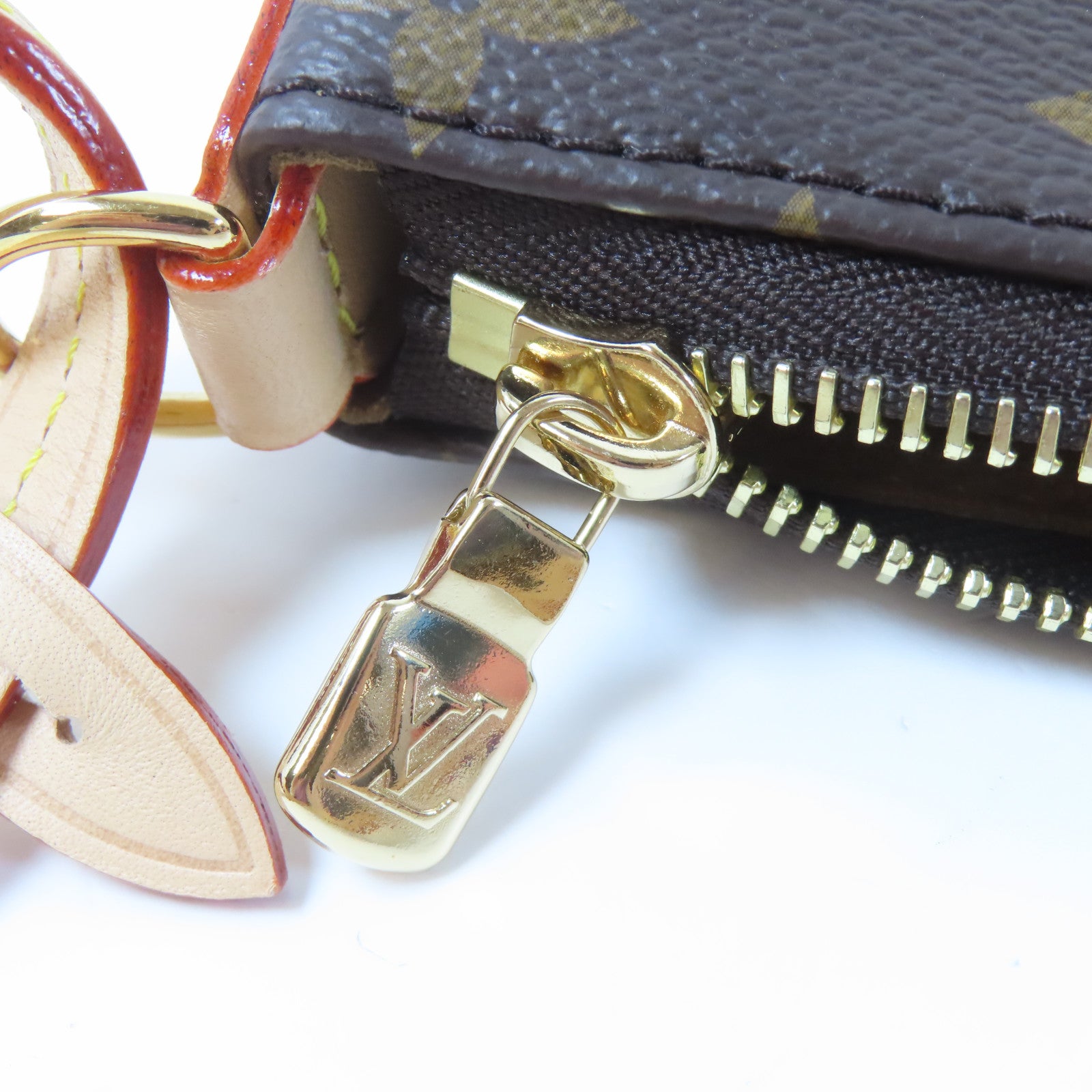 LOUIS VUITTON Monogram Pochette Tirette金扣手挽肩背兩用袋啡色