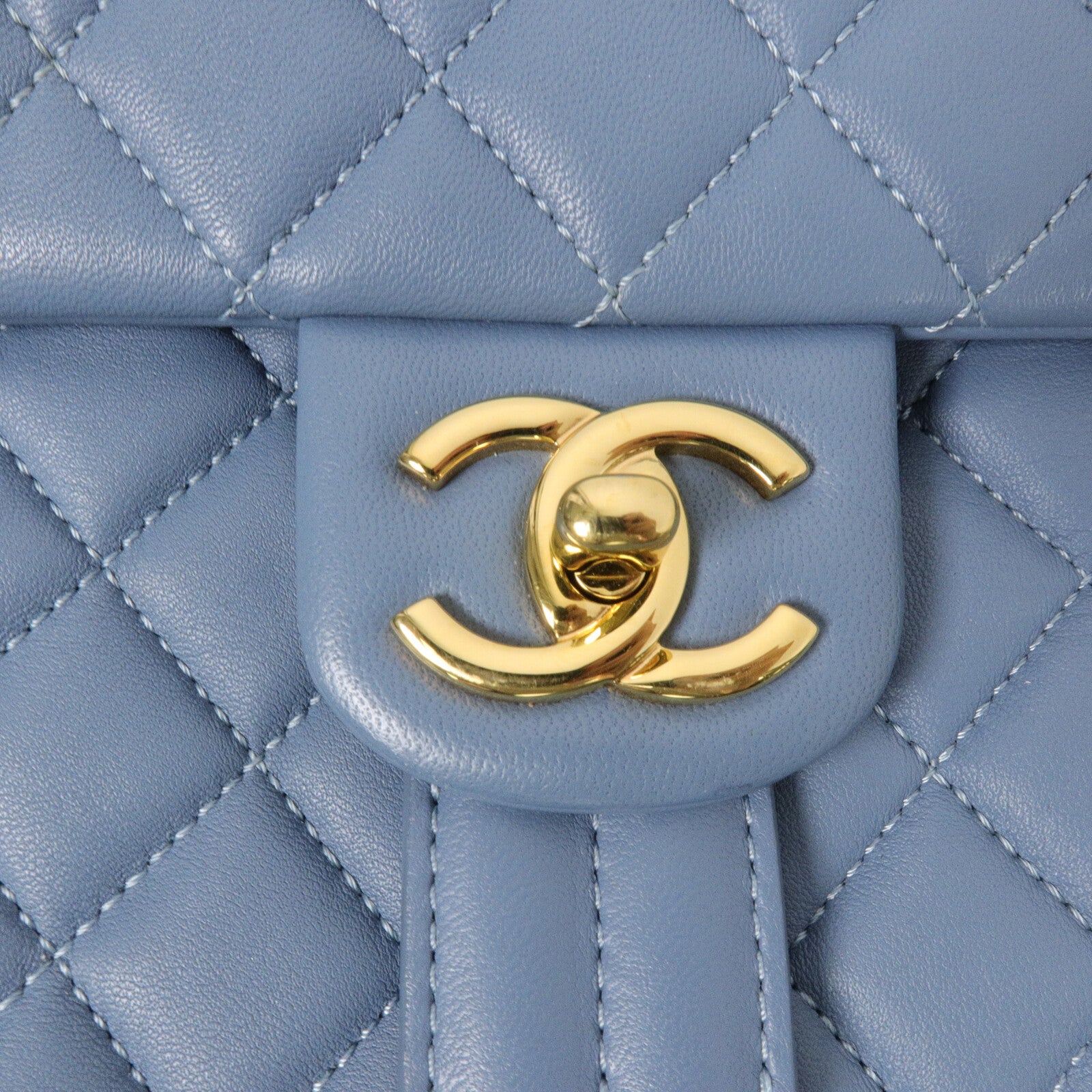 CHANEL 羊皮皮革Urban Spirit Backpack鏈帶背包