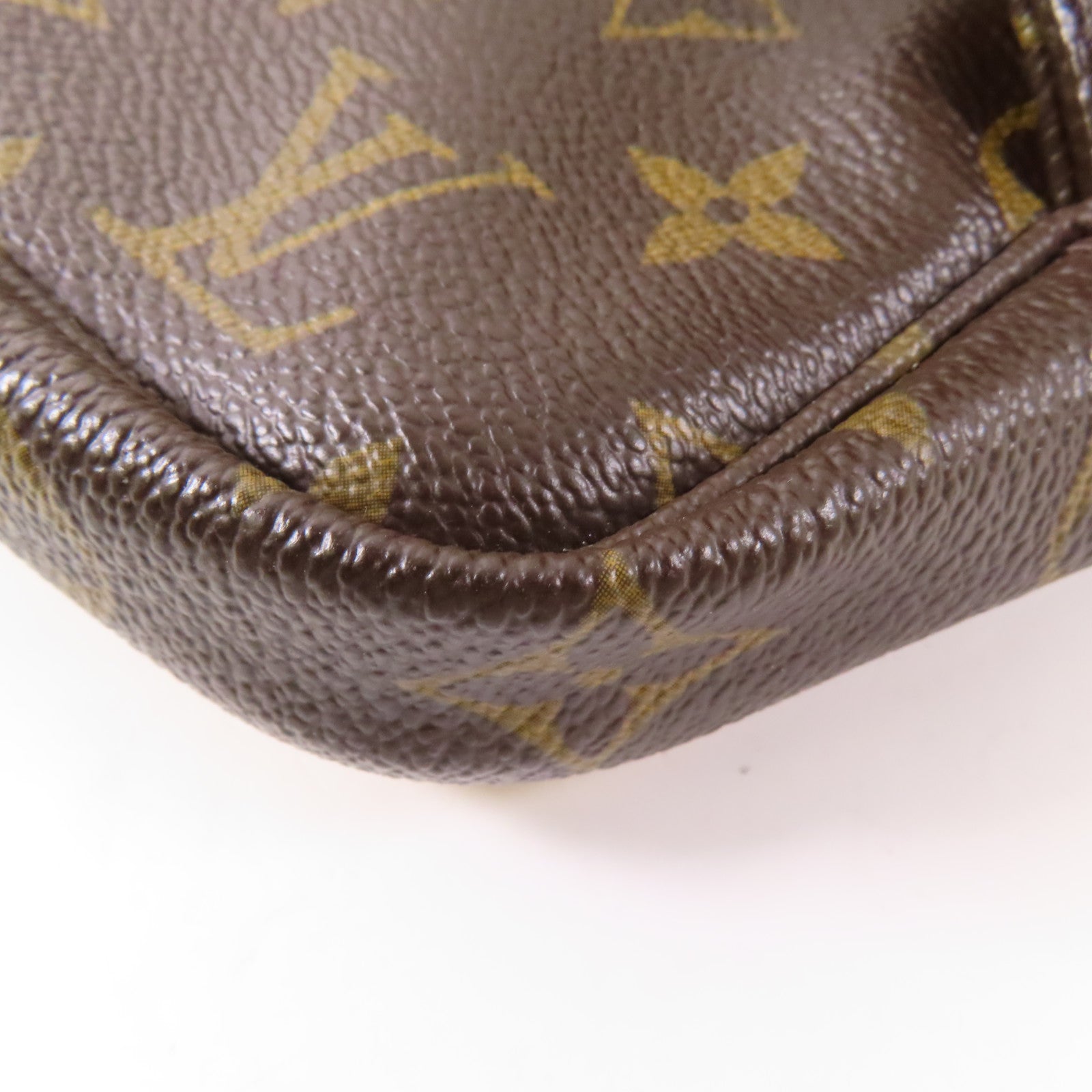 LOUIS VUITTON Monogram Bosphore Waist Bag金扣腰包