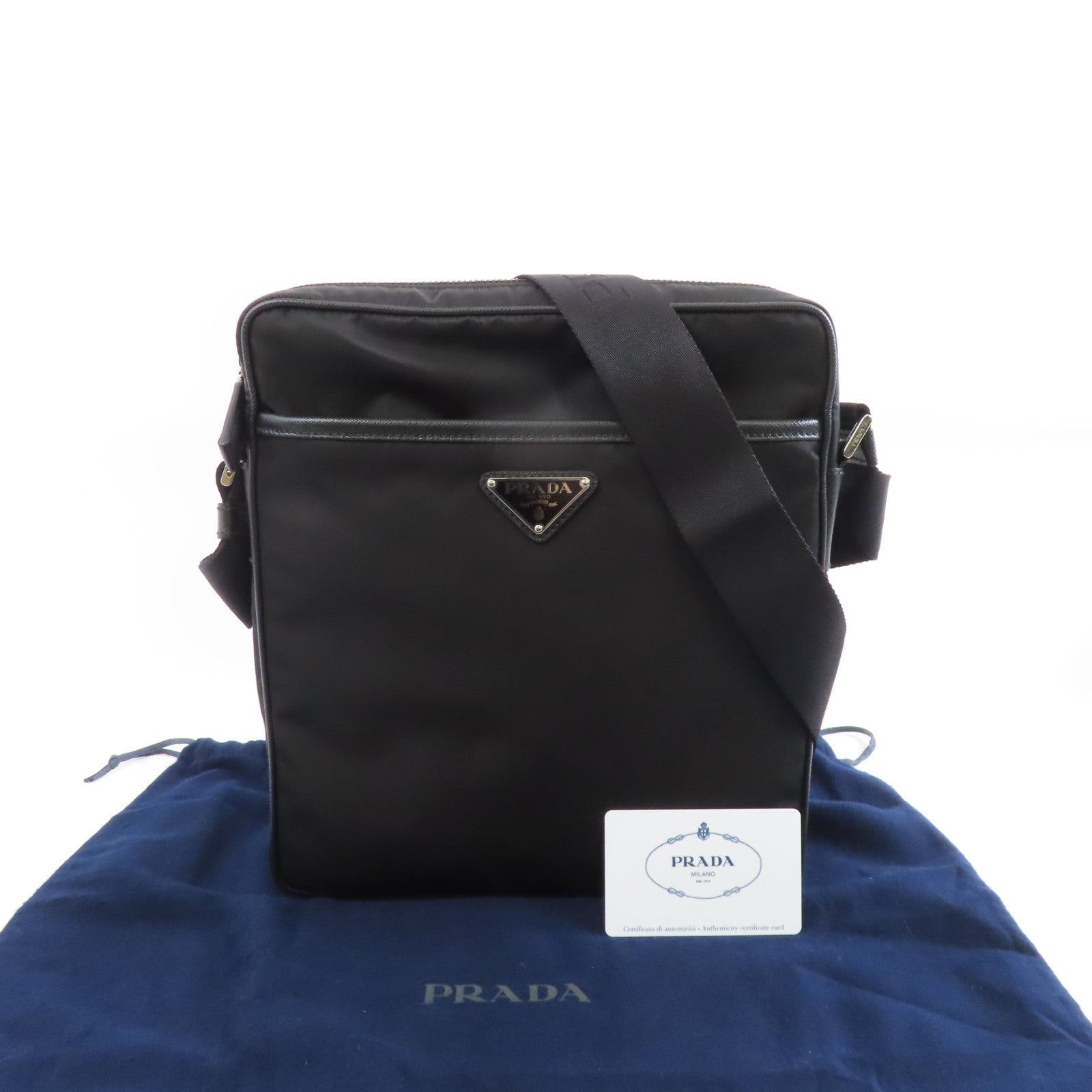 PRADA 尼龍Shoulder Bag銀扣肩背袋黑色
