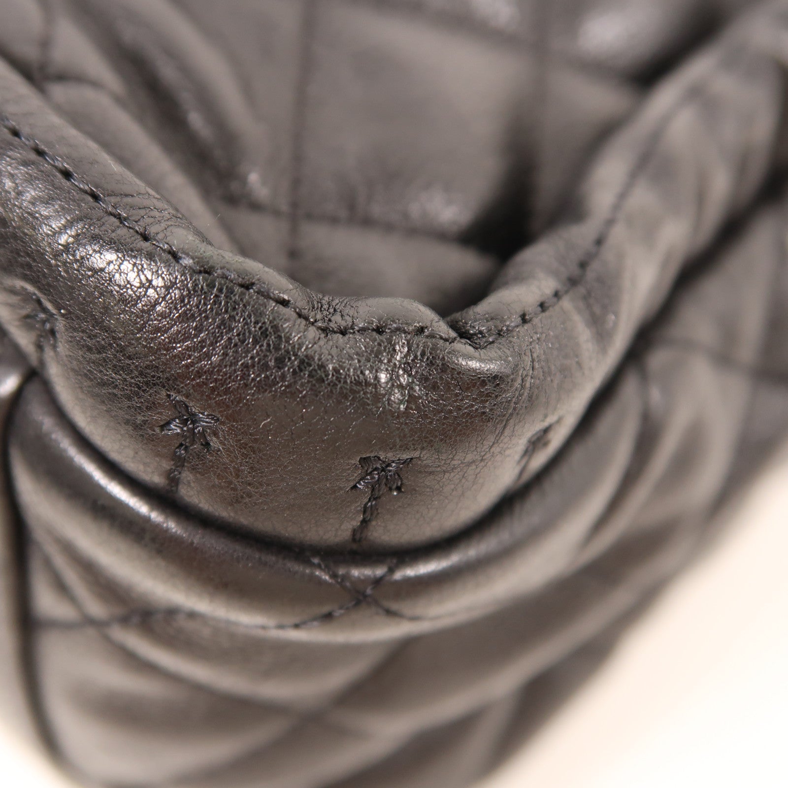 CHANEL 牛皮皮革Shoulder Bag銀扣鏈帶肩背袋