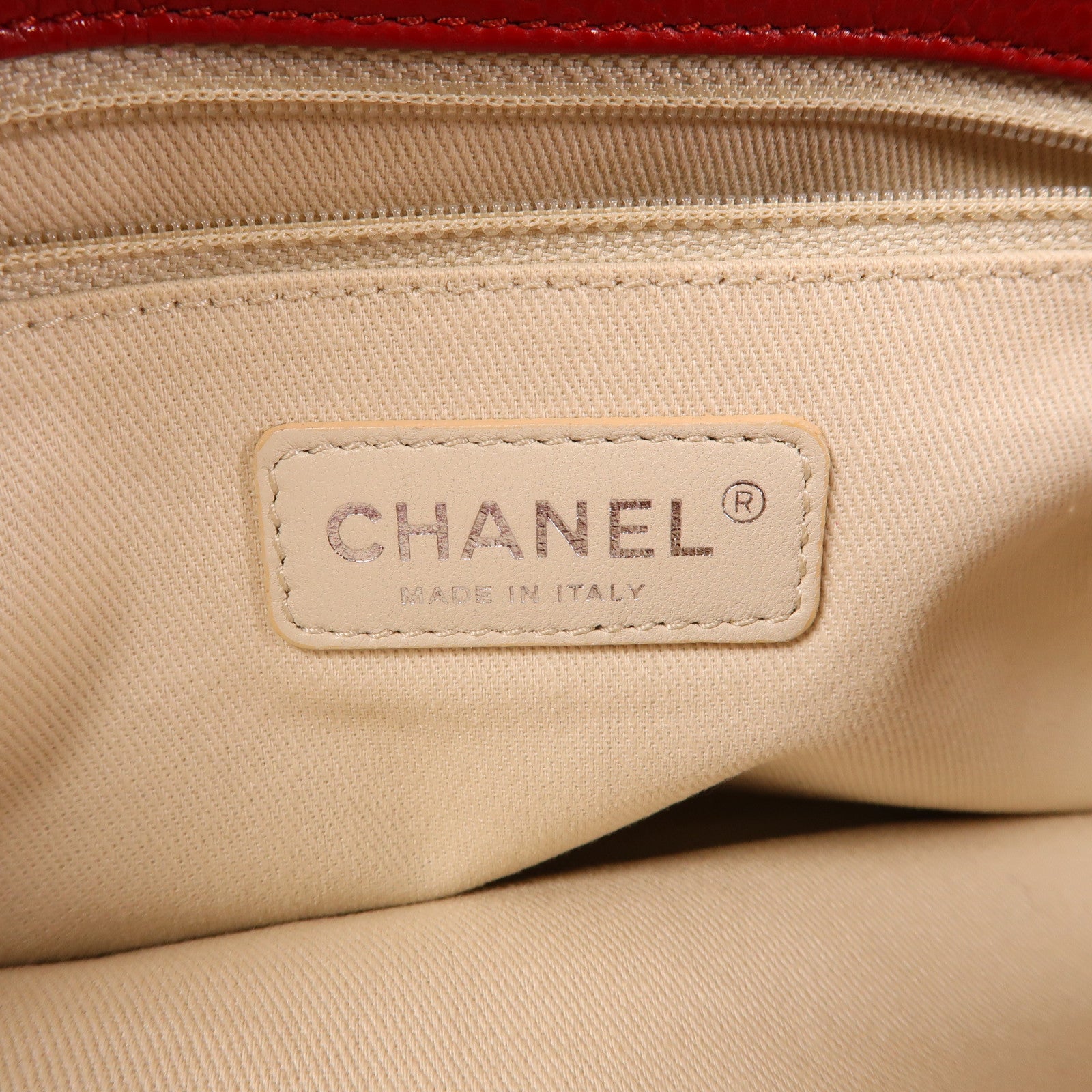 CHANEL 牛皮皮革Chain Shoulder銀扣鏈帶肩背袋紅色