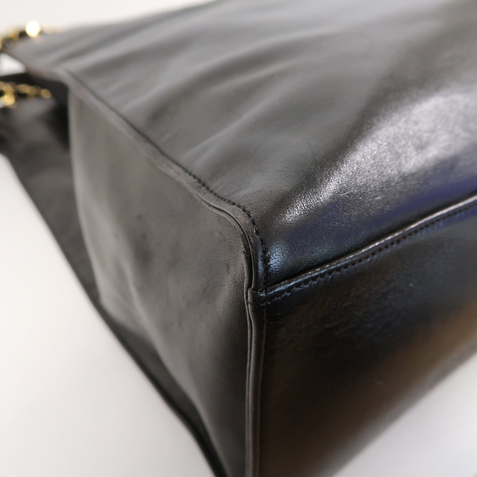 CHANEL 【激減優惠】羊皮皮革Vintage Tote Bag金扣手挽袋黑色