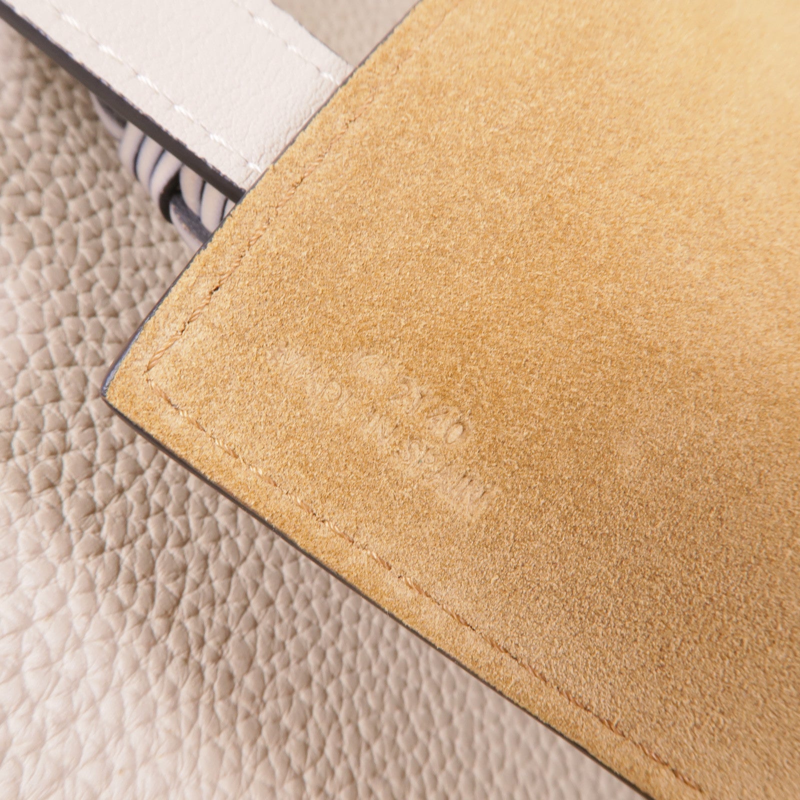 LOEWE 牛皮皮革2way Shoulder Bag手挽肩背兩用袋