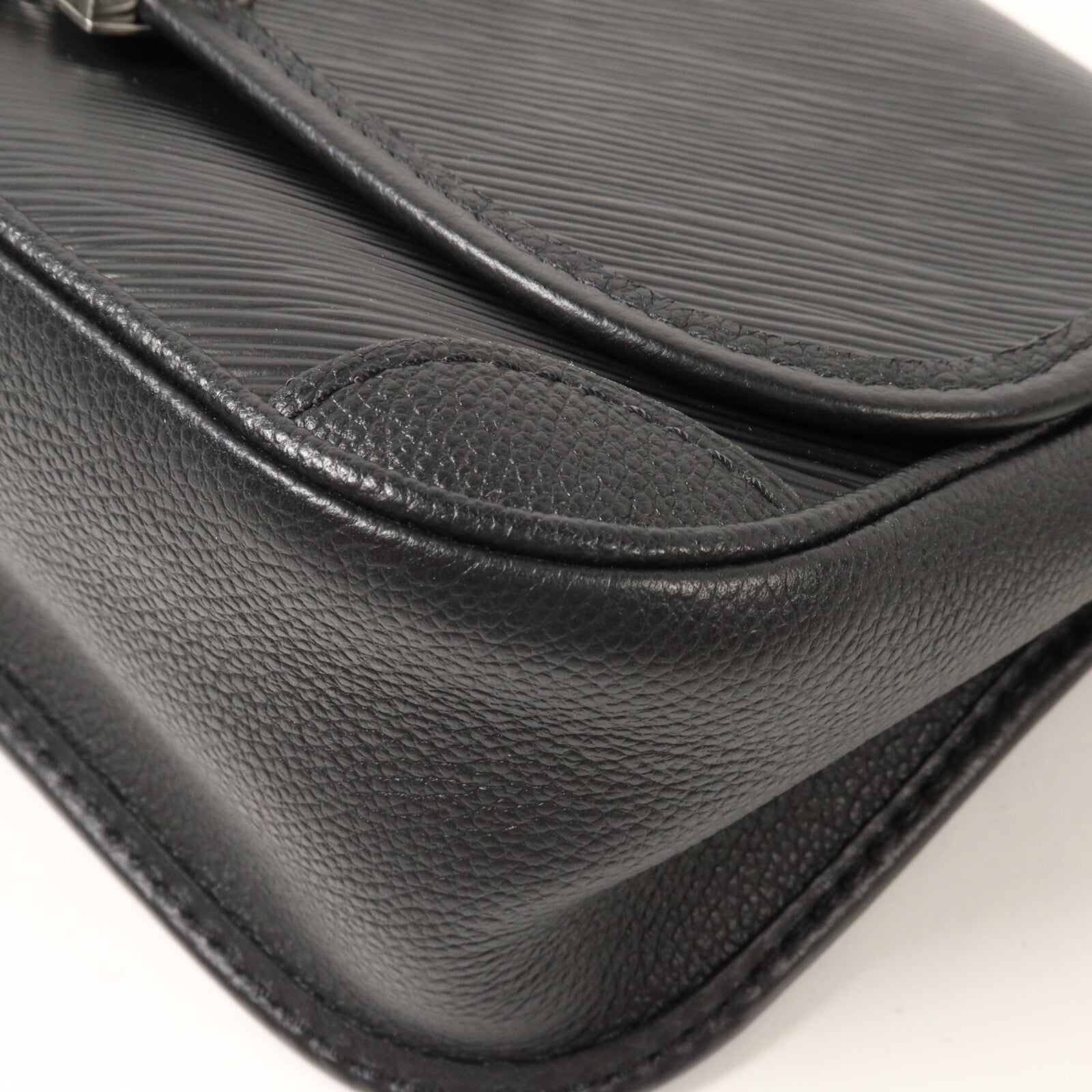 LOUIS VUITTON Epi Buci肩背袋