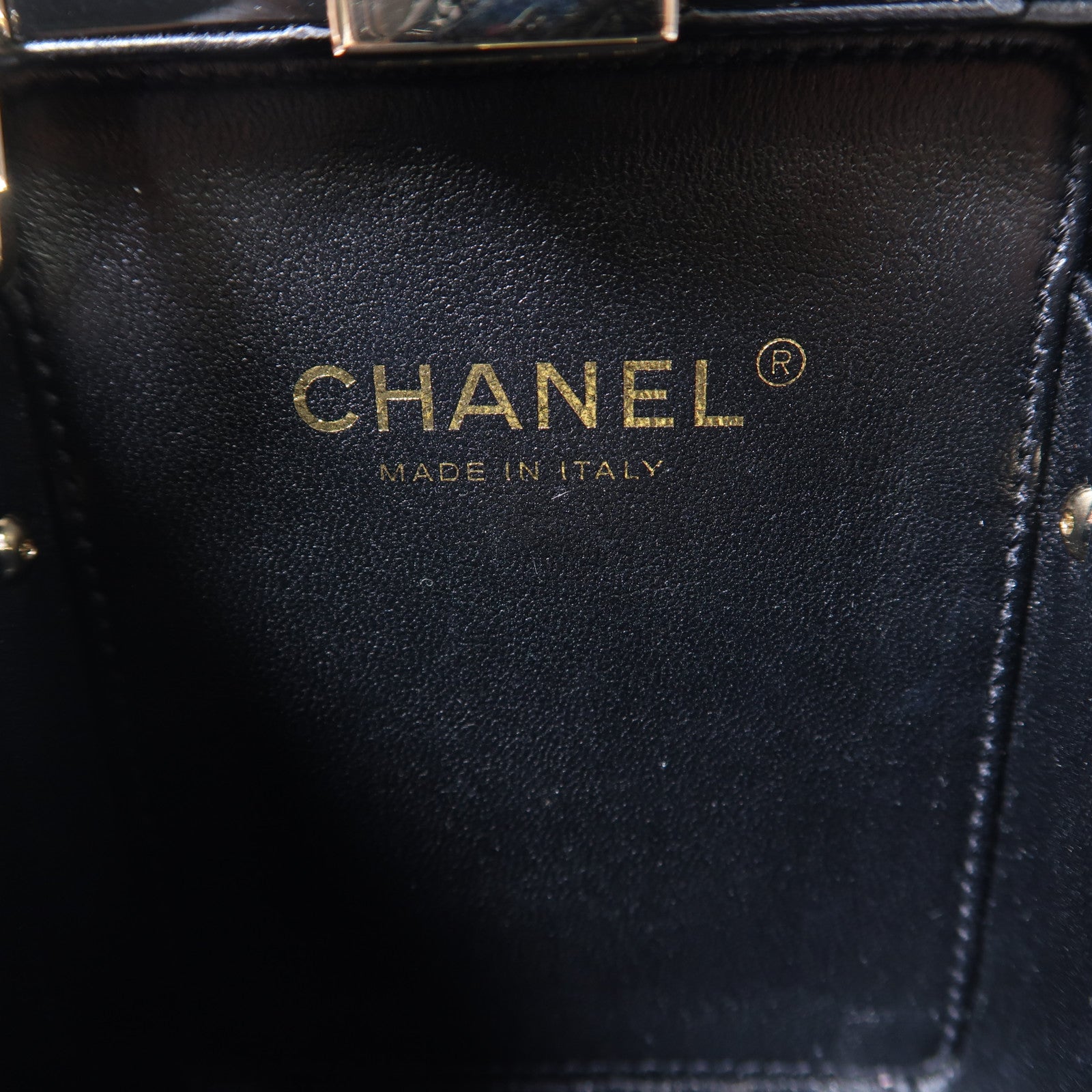 CHANEL 菱格羊皮皮革/PVC Chain Shoulder金扣肩背袋鏈帶白色