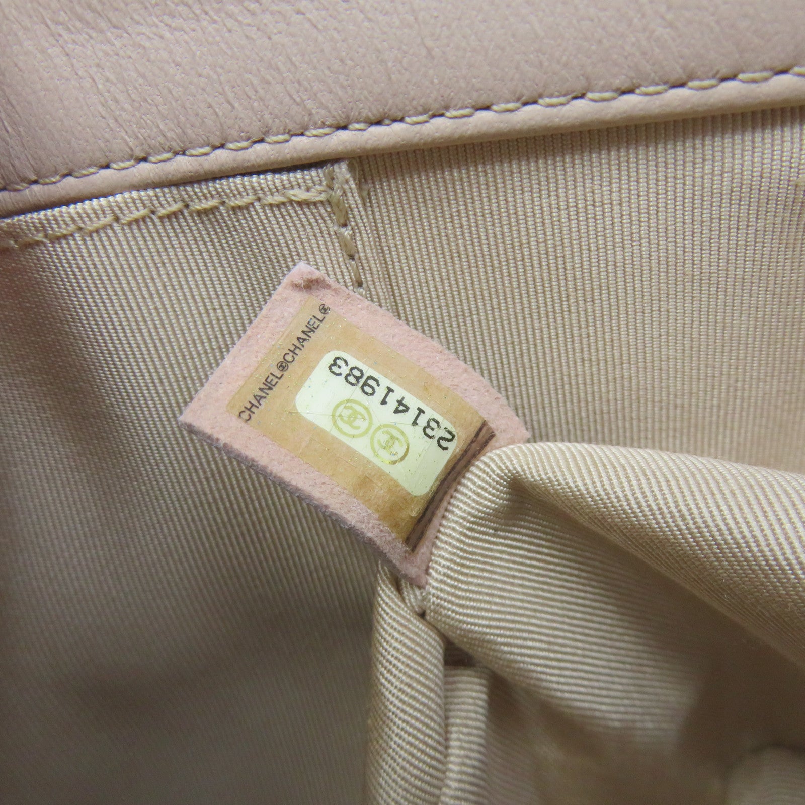 CHANEL rhombic cowhide leather Boy Chanel Shoulder Bag silver buckle chain shoulder bag nude