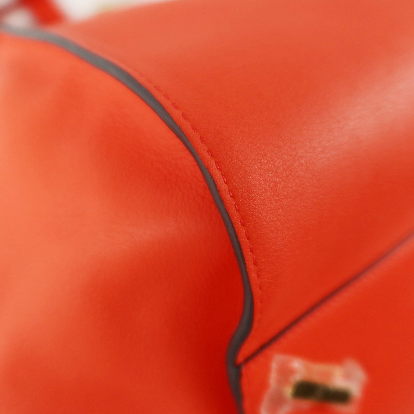 LOEWE 牛皮皮革Hammock金扣手挽肩背兩用袋