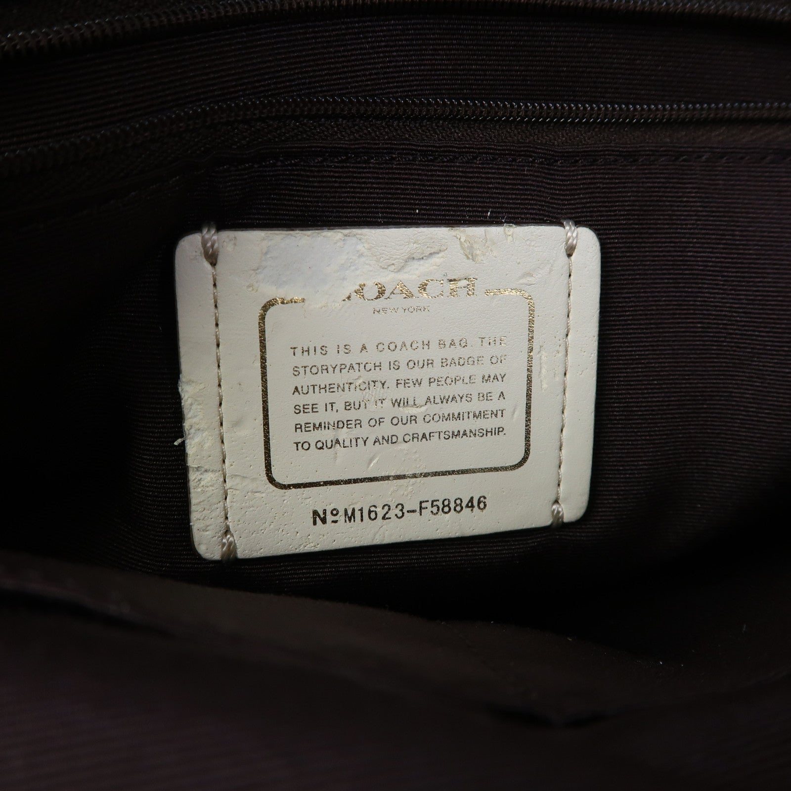 COACH 牛皮皮革Shoulder Bag金扣肩背袋白色