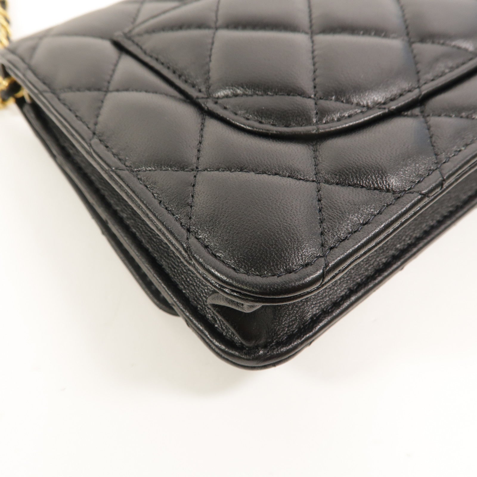 CHANEL 羊皮皮革WOC Wallet On Chain鏈帶肩背袋