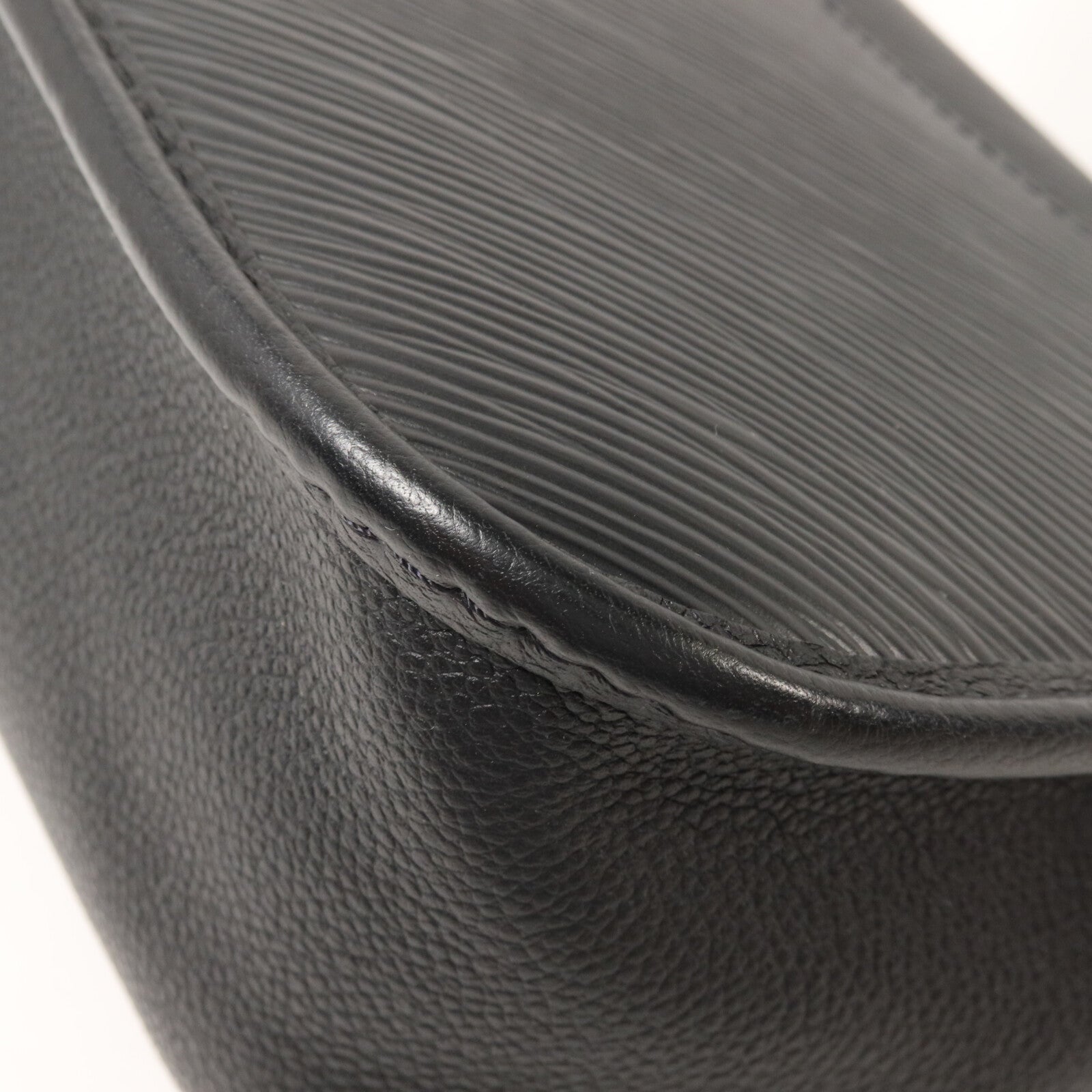 LOUIS VUITTON Epi Buci肩背袋