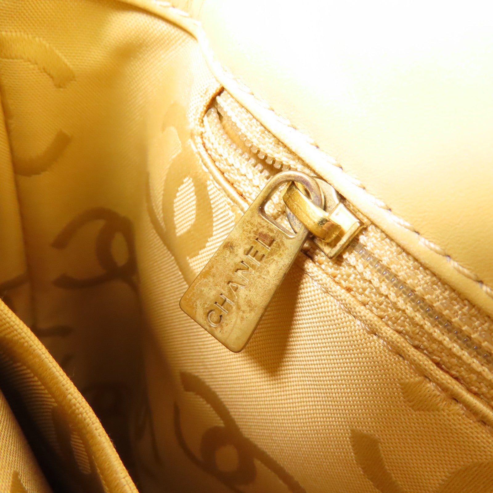 CHANEL 牛皮皮革Vintage Tote Bag金扣手挽袋