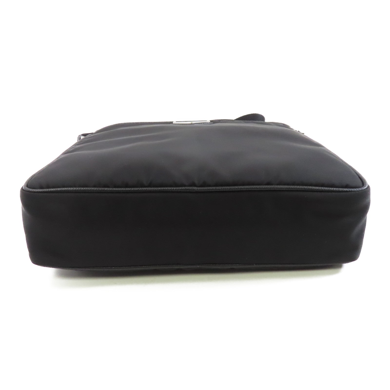 PRADA 尼龍Shoulder Bag銀扣肩背袋黑色